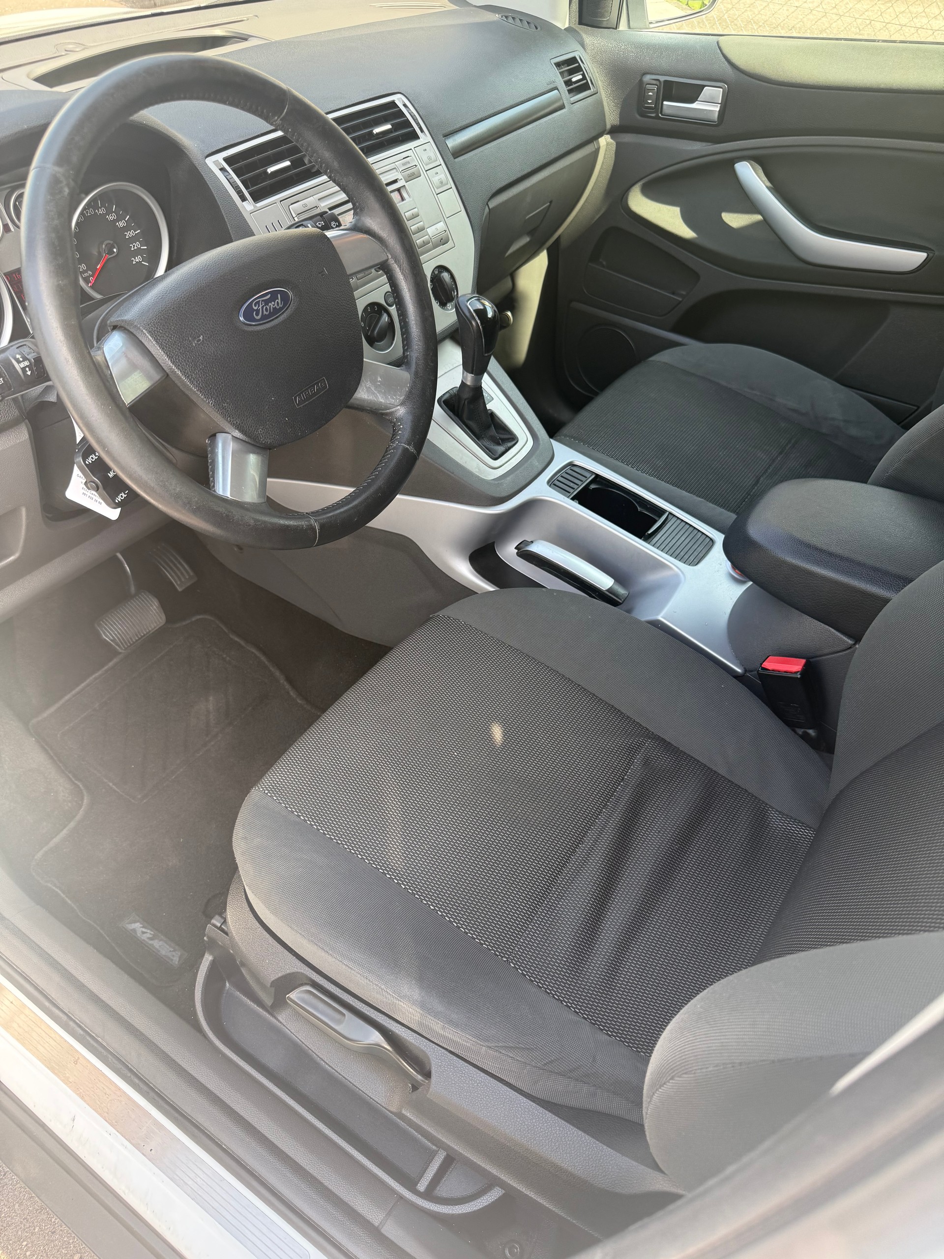 FORD Kuga 2.0 TDCi Carving 4WD PowerShift-image-11