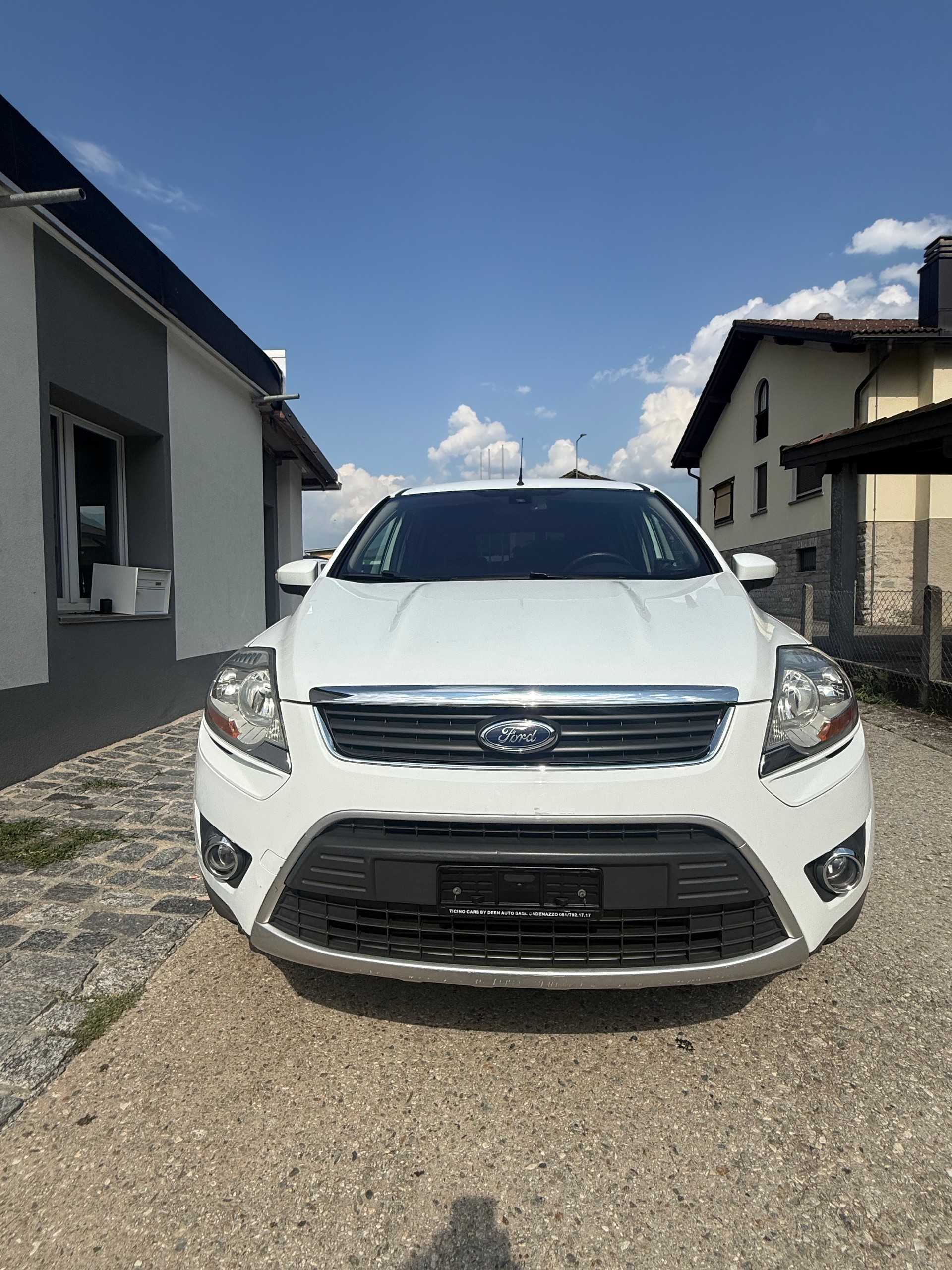 FORD Kuga 2.0 TDCi Carving 4WD PowerShift-image-4