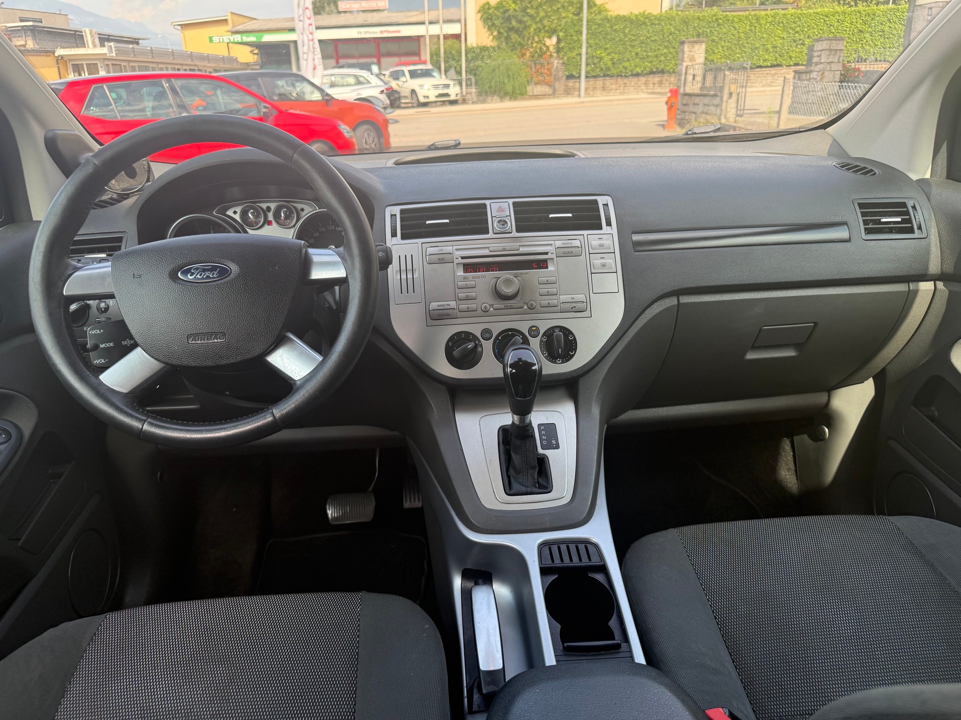 FORD Kuga 2.0 TDCi Carving 4WD PowerShift-image-9