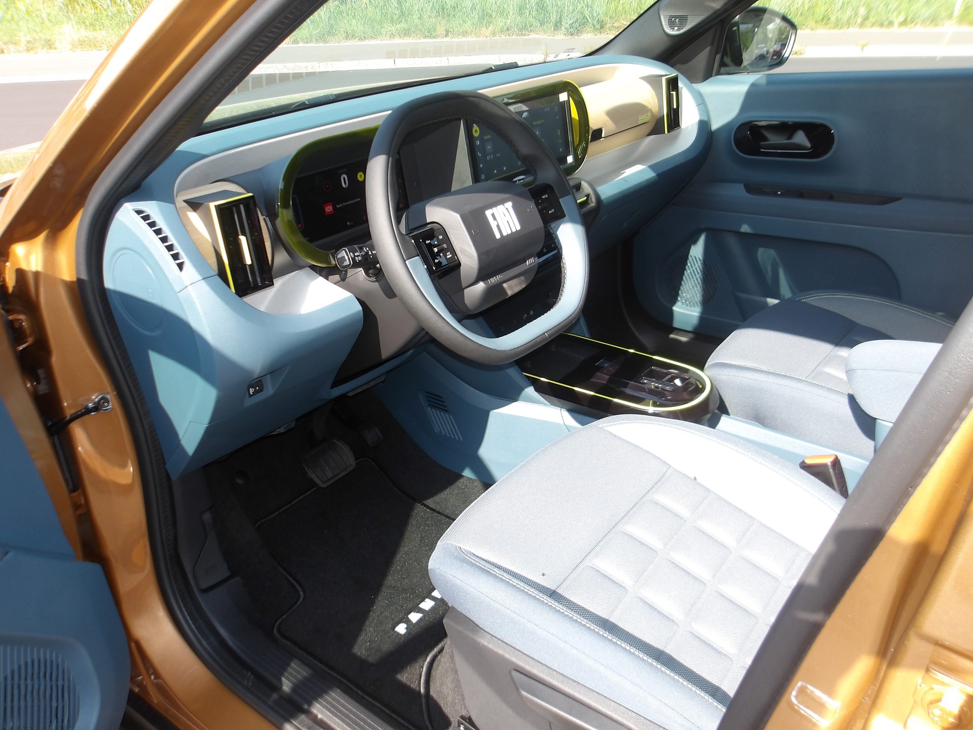 FIAT Grande Panda MHEV La Prima-image-11