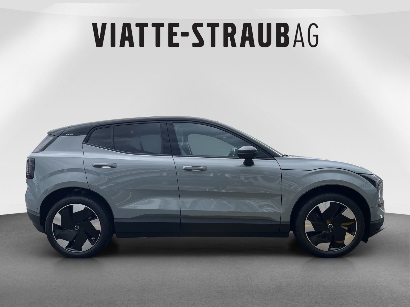 VOLVO EX30 E60 Twin Ultra Performance AWD-image-5