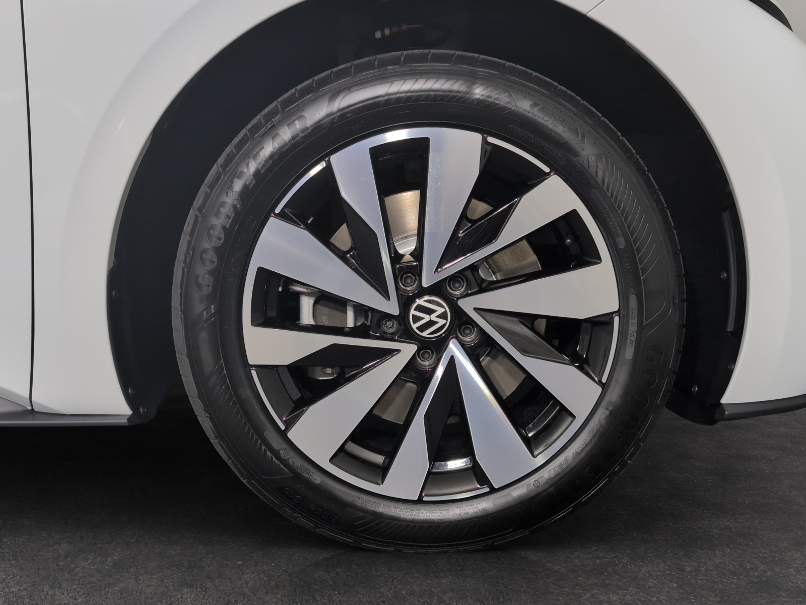 VW ID.3 Neo 58 kWh 190 PS Life-image-4