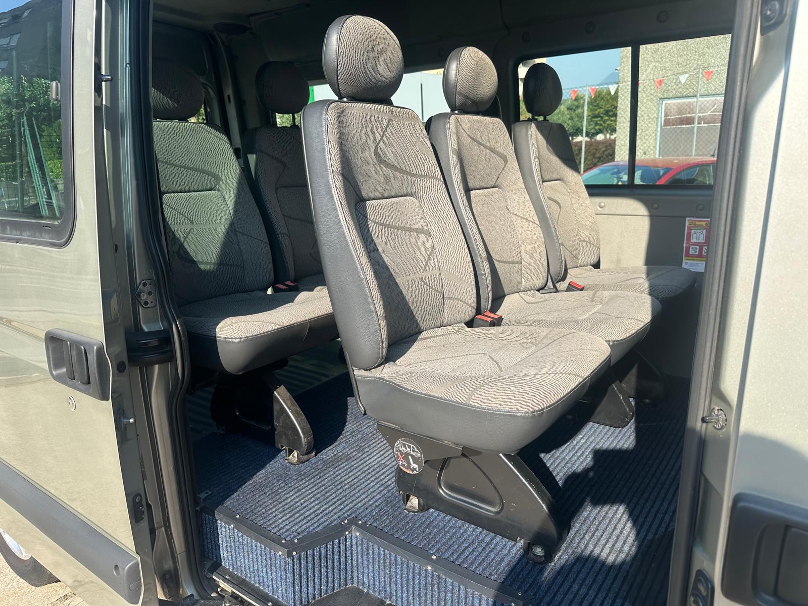 RENAULT Master T35 2.5dCi L2H2-image-10