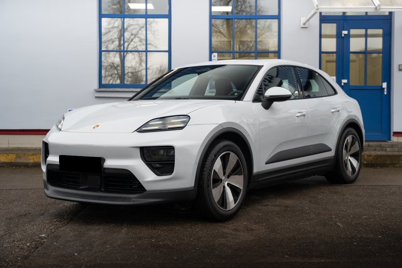 PORSCHE Macan 4 100kWh-image-0