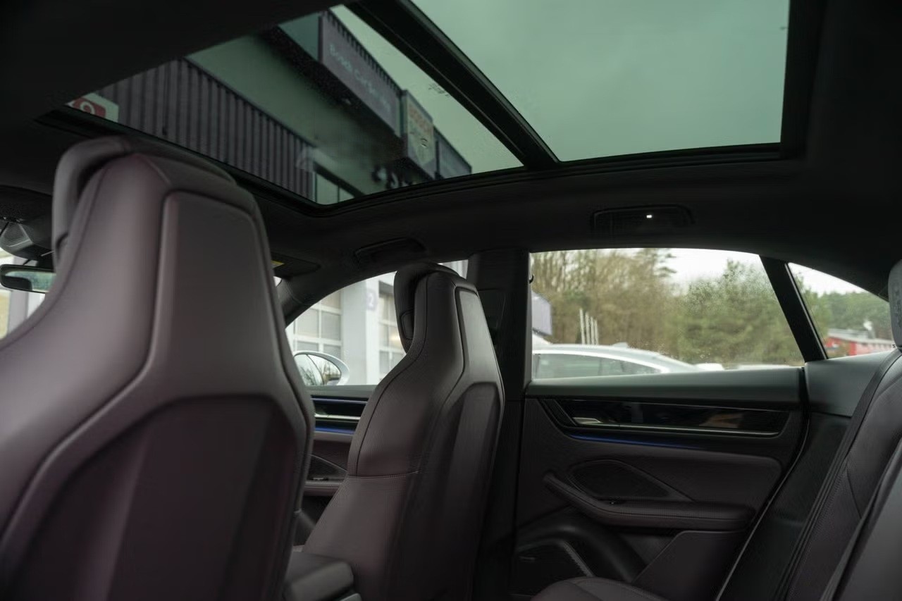 PORSCHE Macan 4 100kWh-image-13