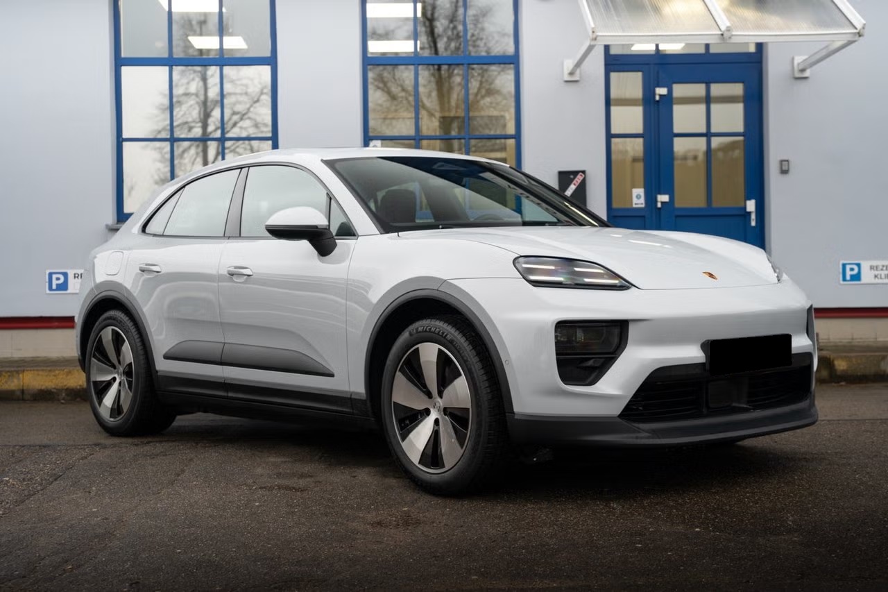 PORSCHE Macan 4 100kWh-image-2