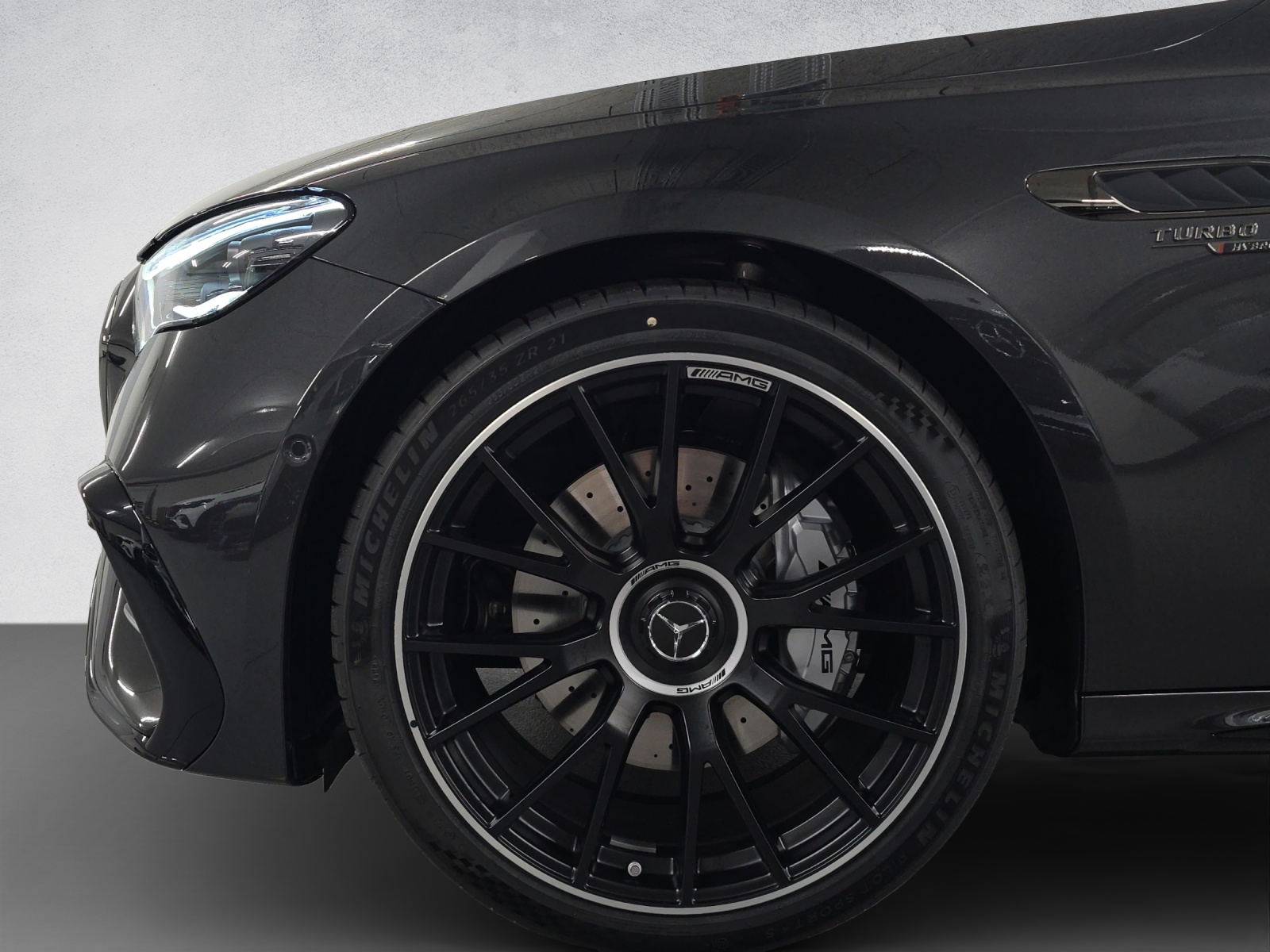 MERCEDES-BENZ E 53 Hybrid AMG 4Matic+-image-7