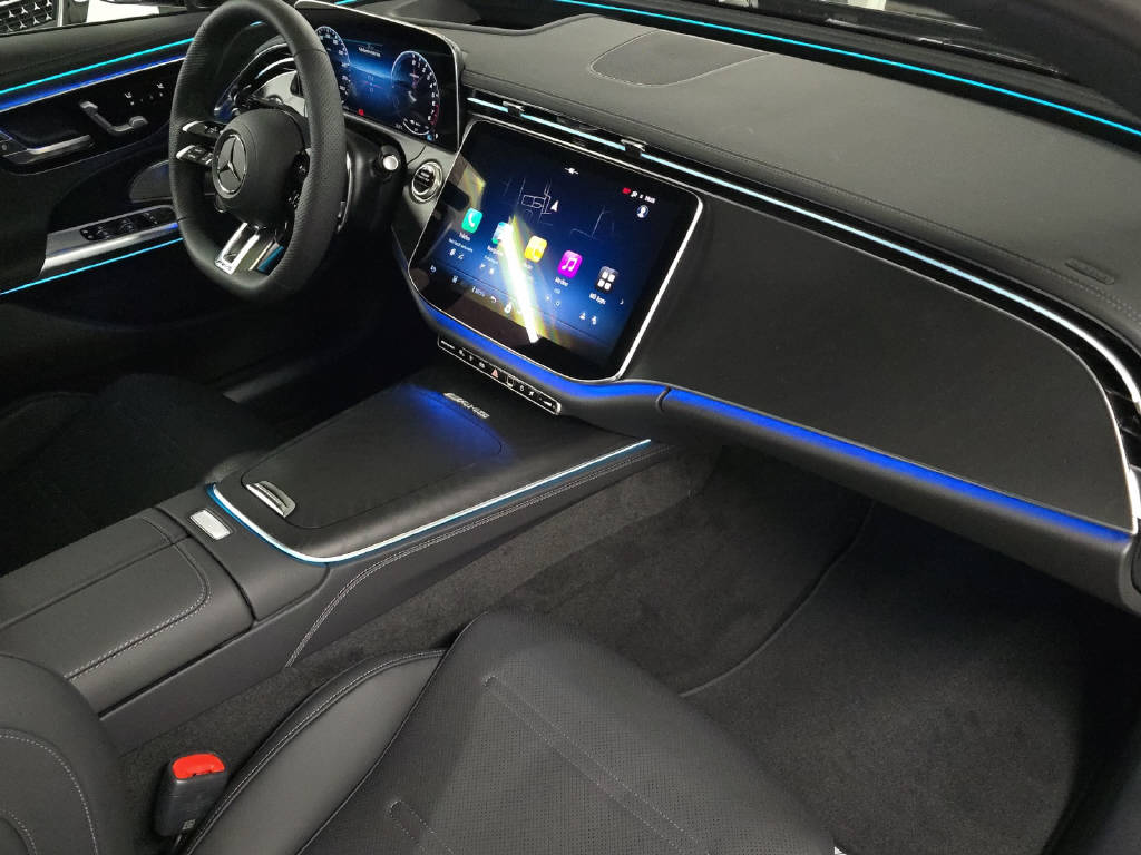 MERCEDES-BENZ E 53 Hybrid AMG 4Matic+-image-10
