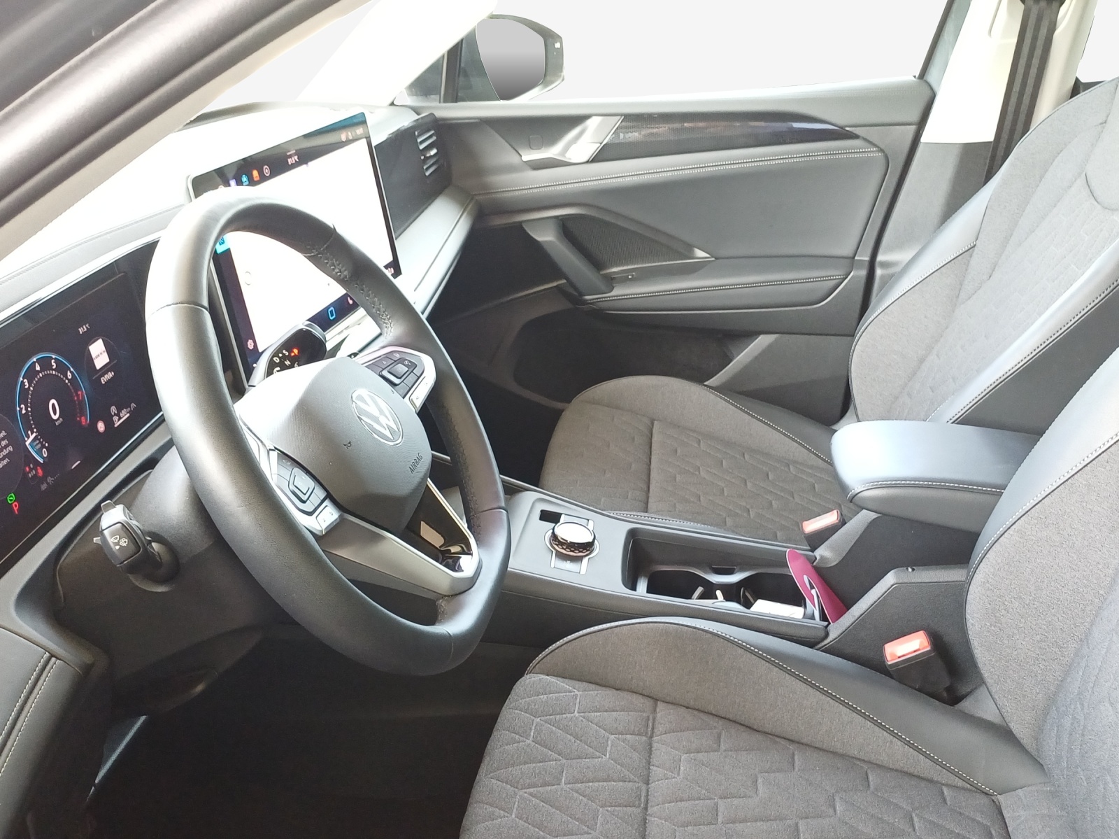 VW Tiguan 2.0 TSI DSG Life 4Motion-image-7