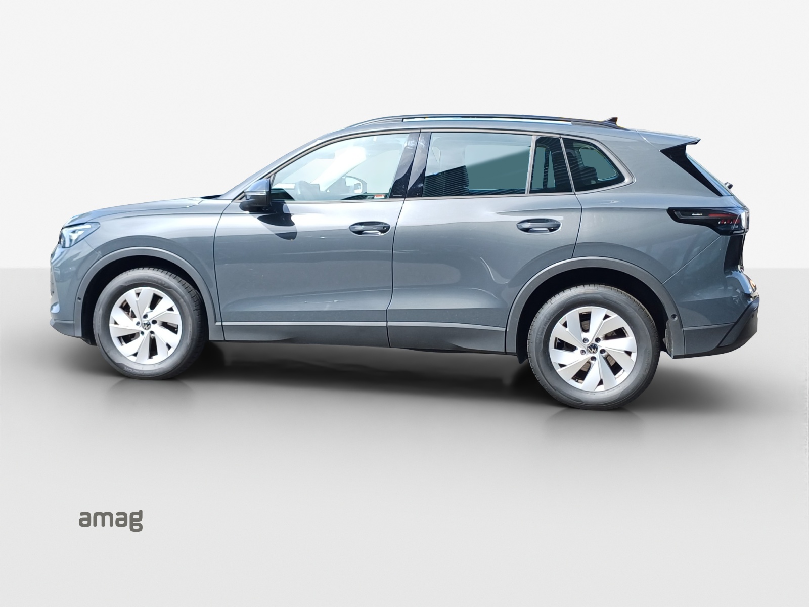 VW Tiguan 2.0 TSI DSG Life 4Motion-image-1