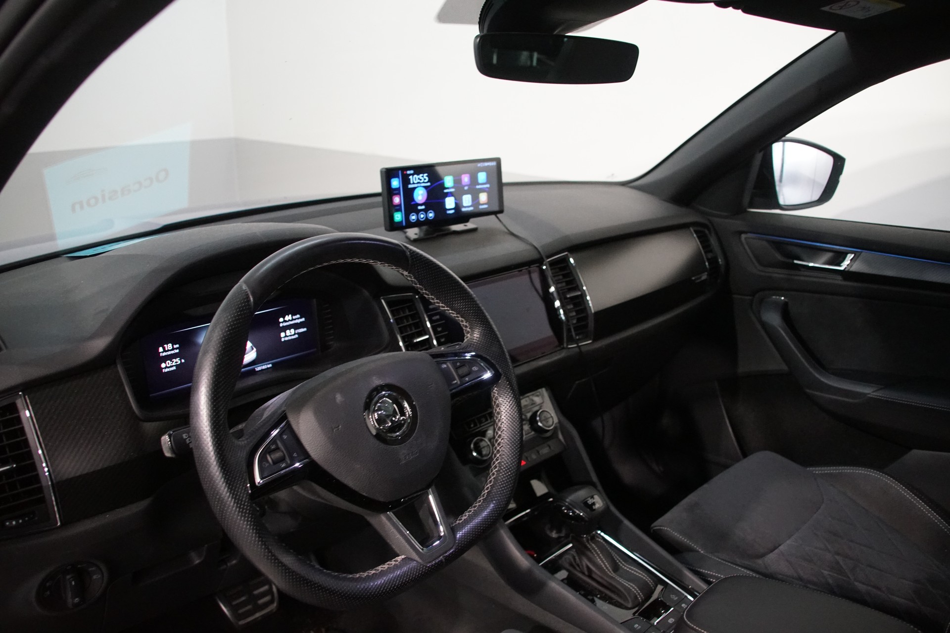 SKODA Kodiaq 2.0 TSI 4x4 Sport Line-image-13