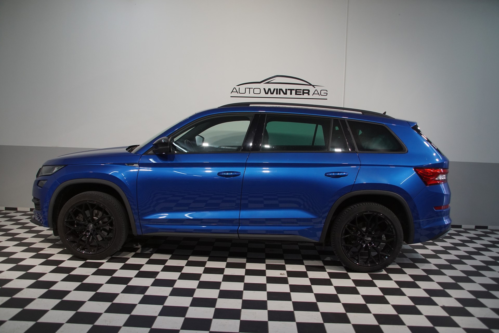 SKODA Kodiaq 2.0 TSI 4x4 Sport Line-image-7
