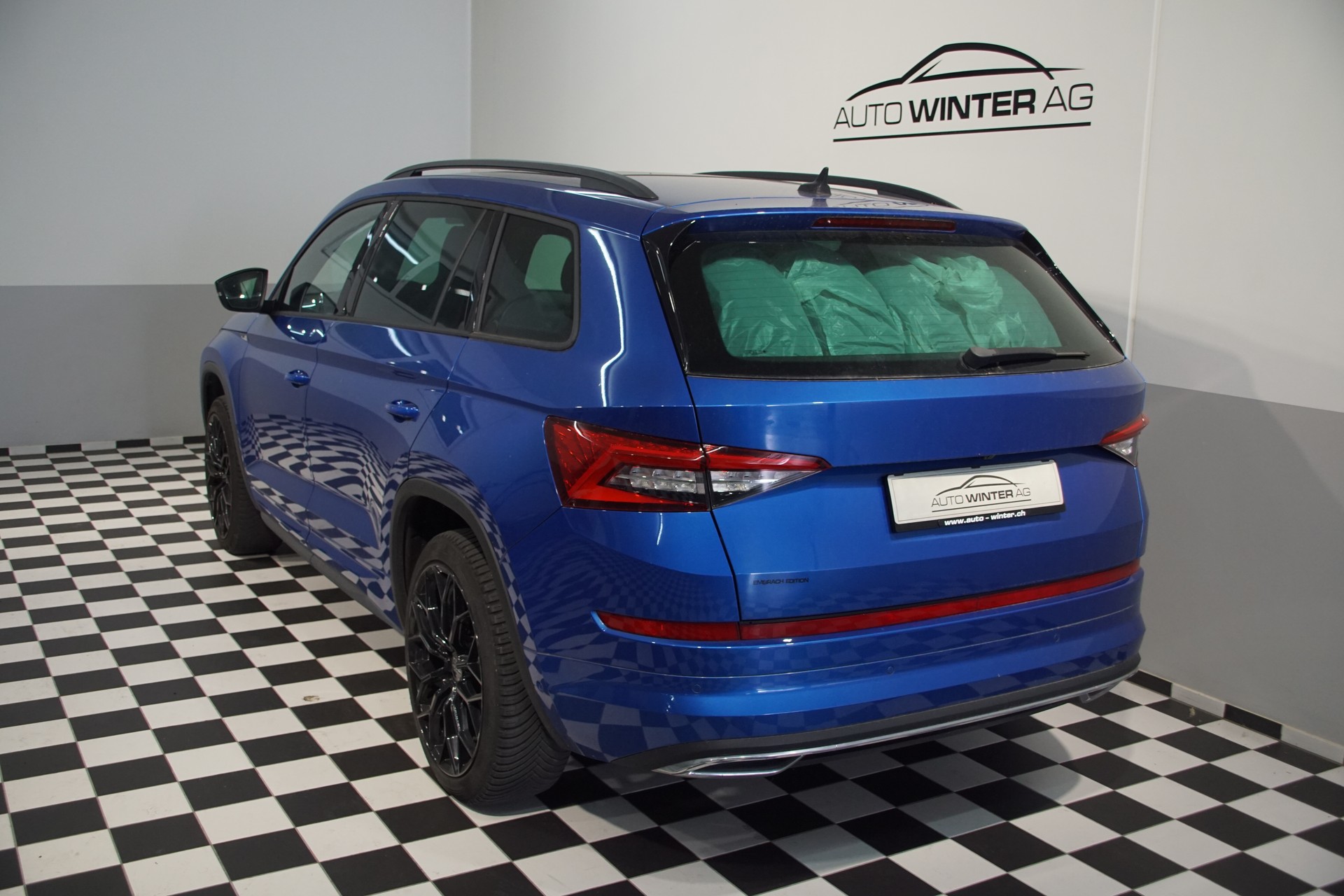 SKODA Kodiaq 2.0 TSI 4x4 Sport Line-image-5