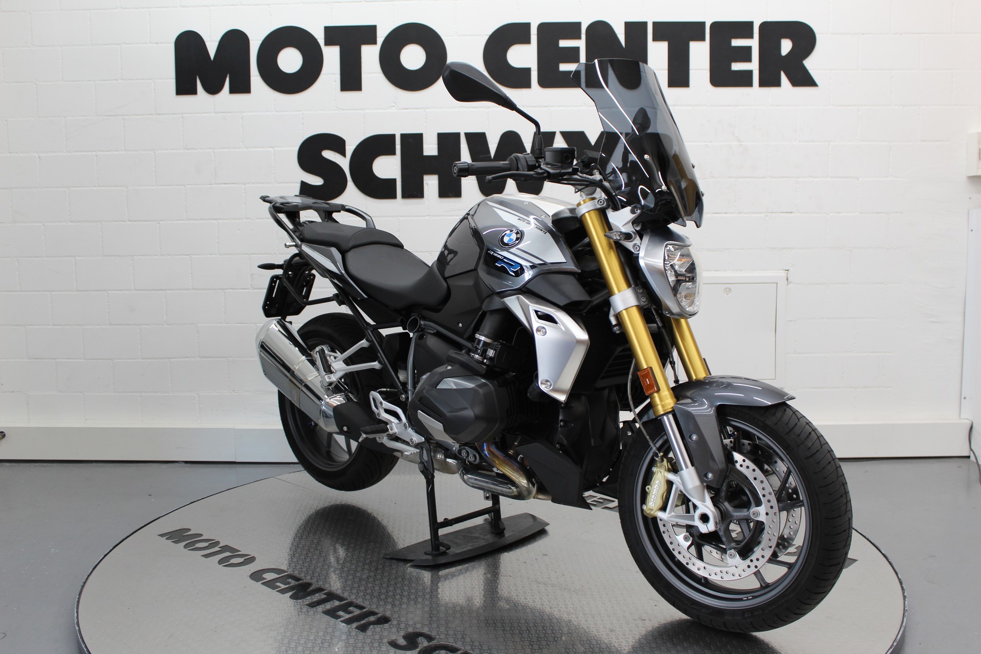BMW R 1250 R-showroom-element-1