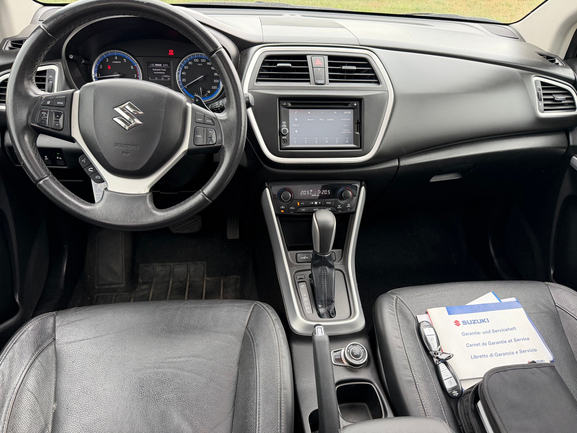 SUZUKI SX4 S-Cross 1.6 16V GL Top 4WD CVT7-image-4