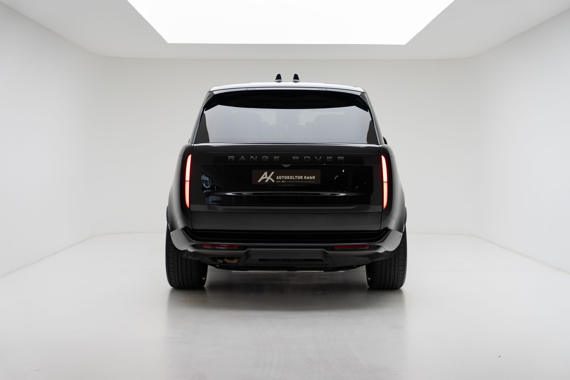 LAND ROVER Range Rover LWB D350 3.0D I6 MHEV Autobiography Automatic-image-6