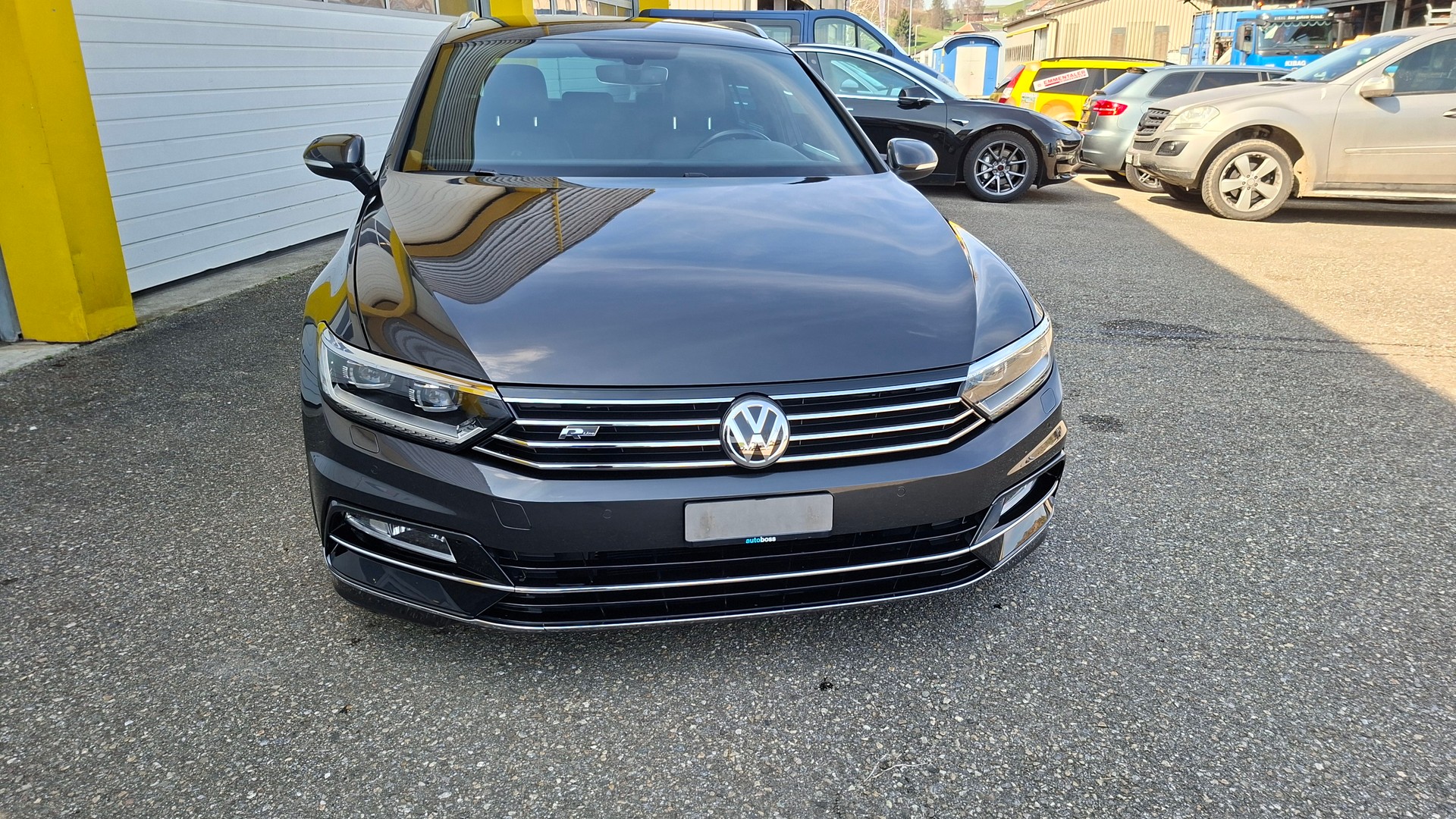 VW Variant 2.0 TDI R-Line DSG-image-7