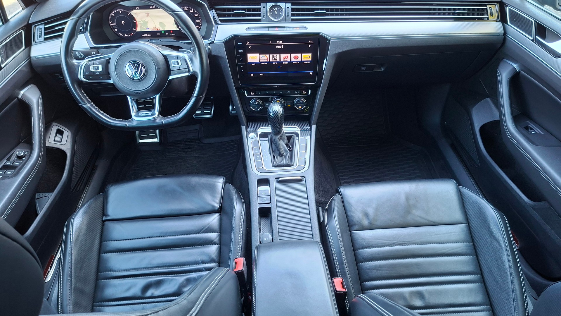 VW Variant 2.0 TDI R-Line DSG-image-13