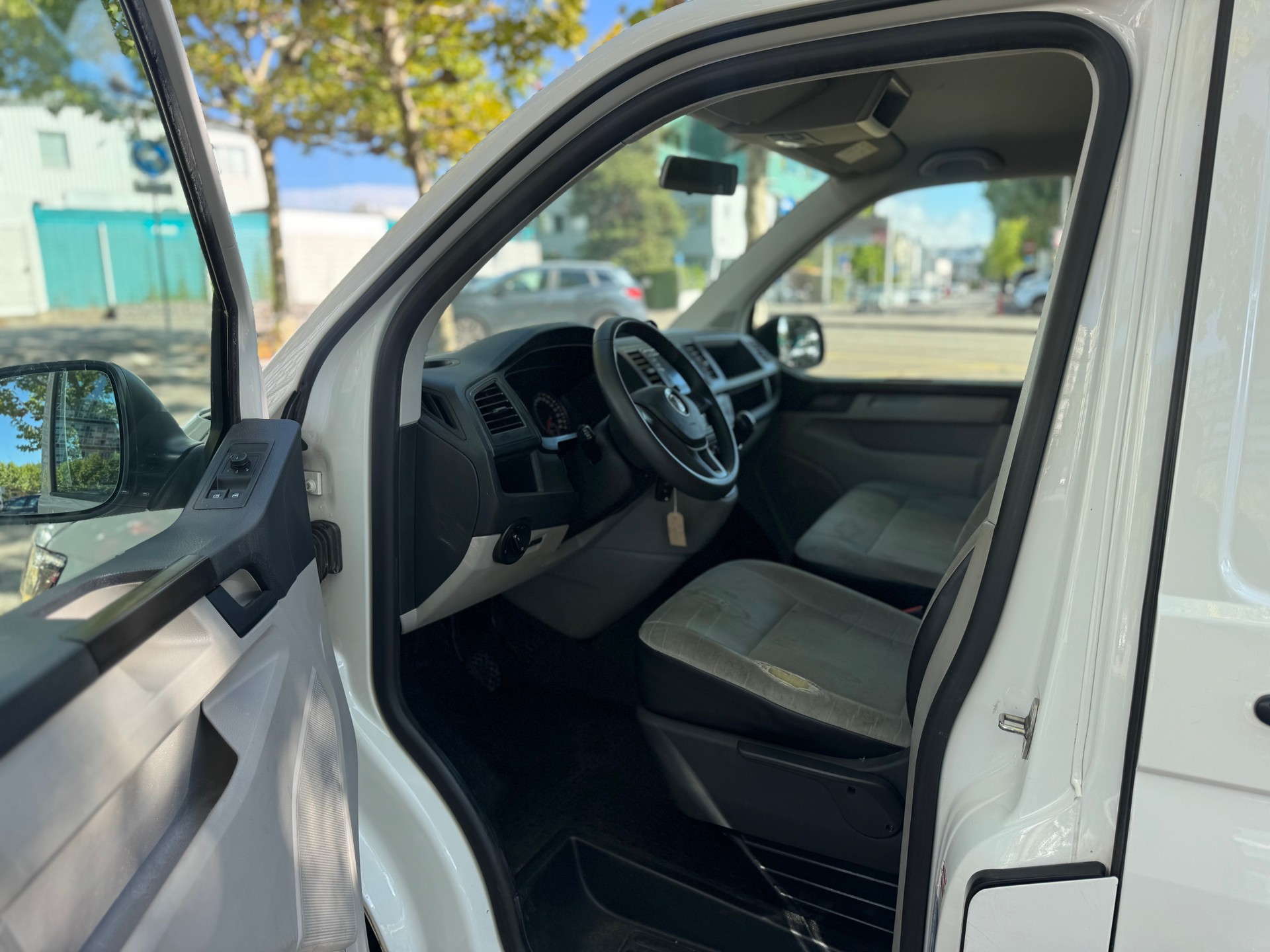 VW T6 2.0 TDI Euro 6-image-12