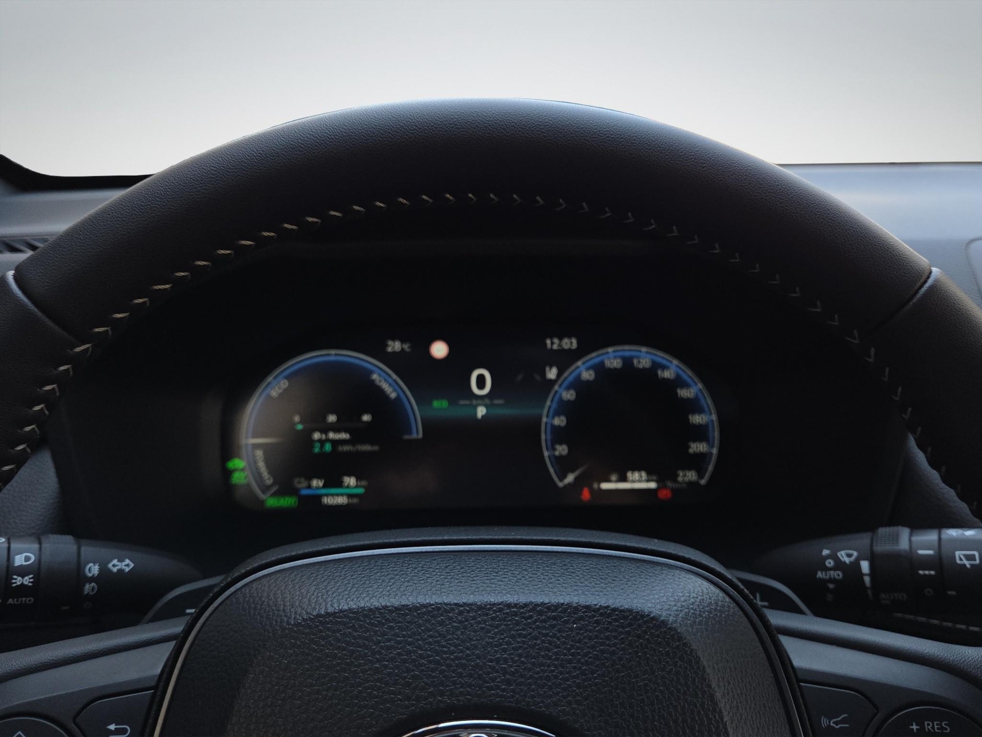 TOYOTA RAV4 2.5 Plug-In-Hybrid GR Sport-image-10