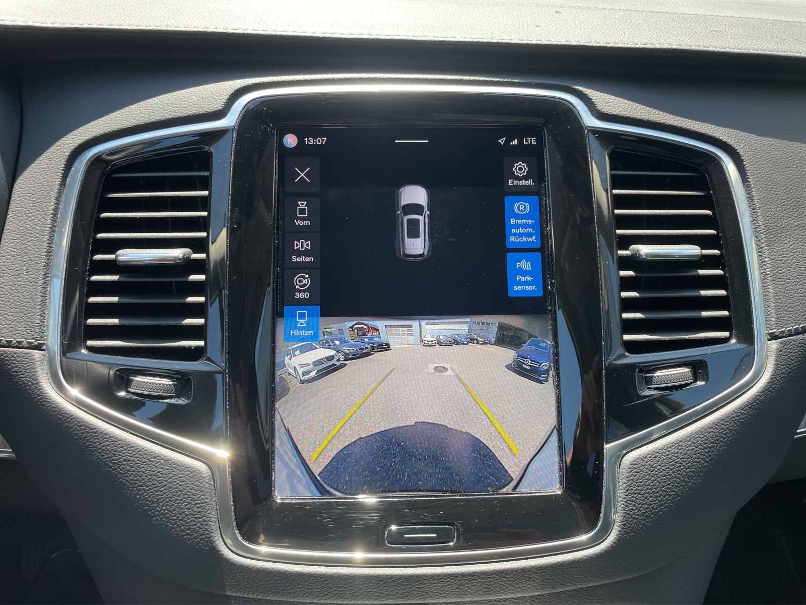 VOLVO XC90 B5 Diesel Mild Hybrid AWD Ultimate Dark Geartronic-image-14