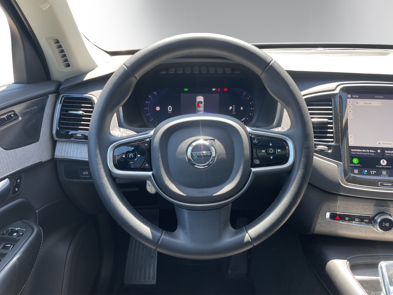 VOLVO XC90 B5 Diesel Mild Hybrid AWD Ultimate Dark Geartronic-image-12