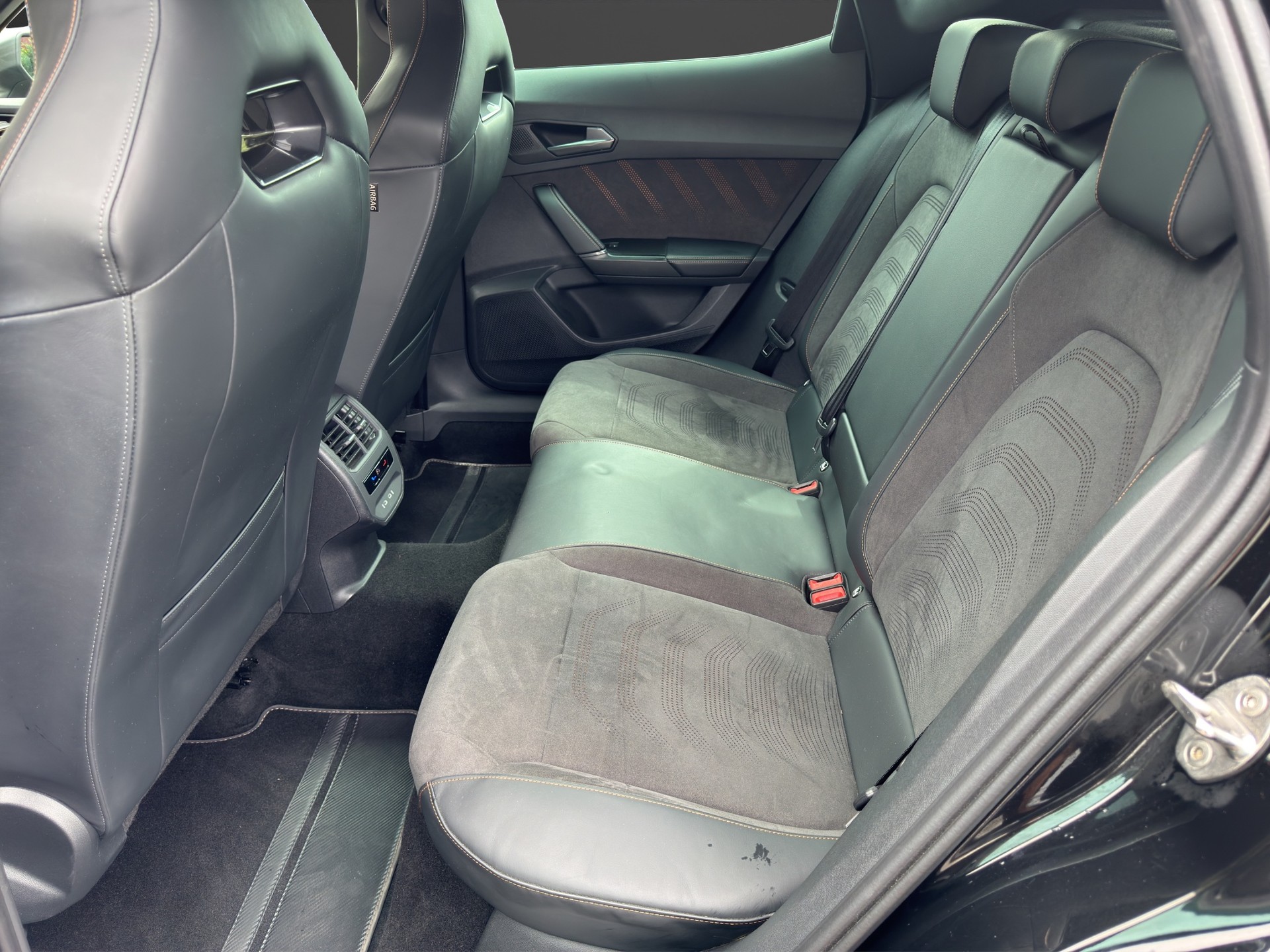 CUPRA Formentor 2.0TSI Tribe Edition DSG-image-14