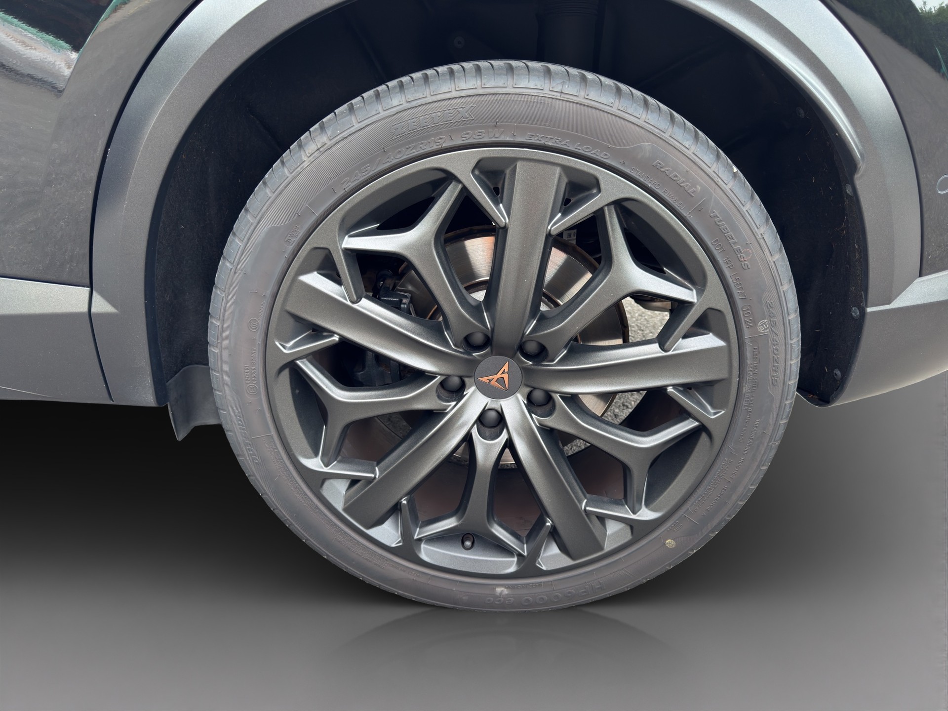 CUPRA Formentor 2.0TSI Tribe Edition DSG-image-8