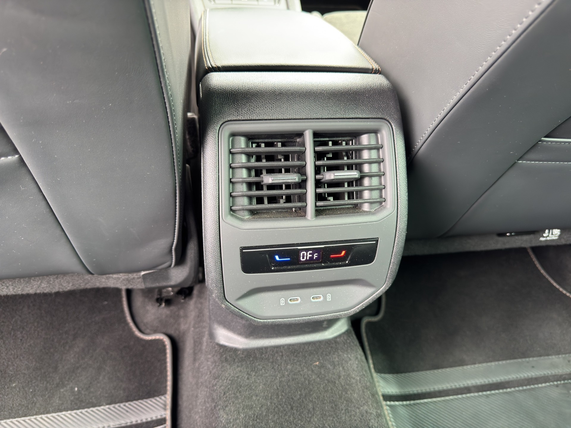 CUPRA Formentor 2.0TSI Tribe Edition DSG-image-15
