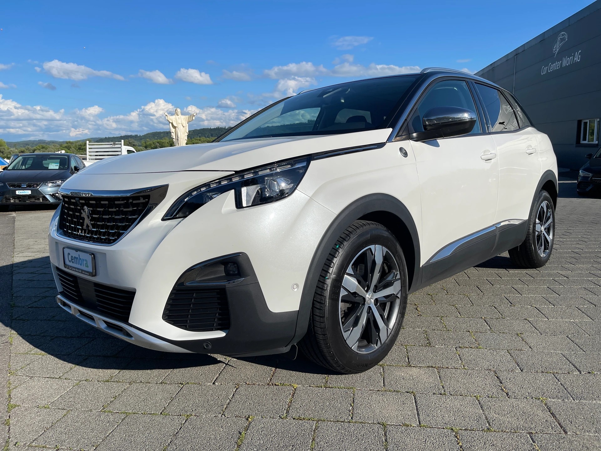 PEUGEOT 3008 1.2 PureTech Allure EAT-image-1
