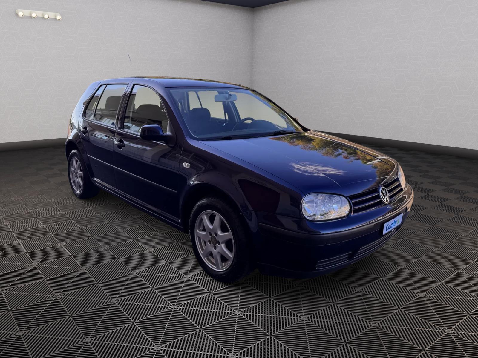 VW Golf 1.6 Comfortline Automatic-image-5
