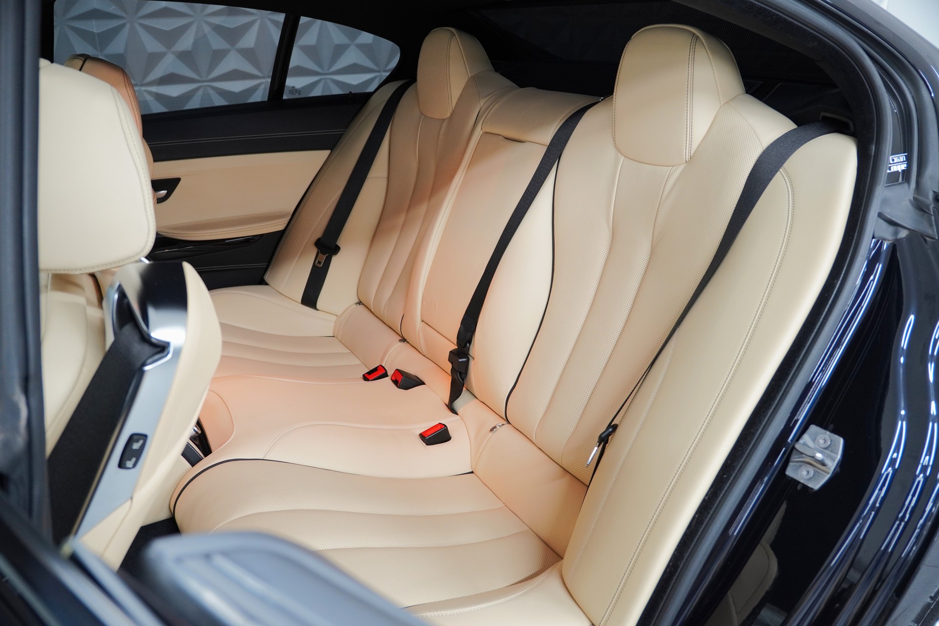 BMW 650i Gran Coupé xDrive-image-24