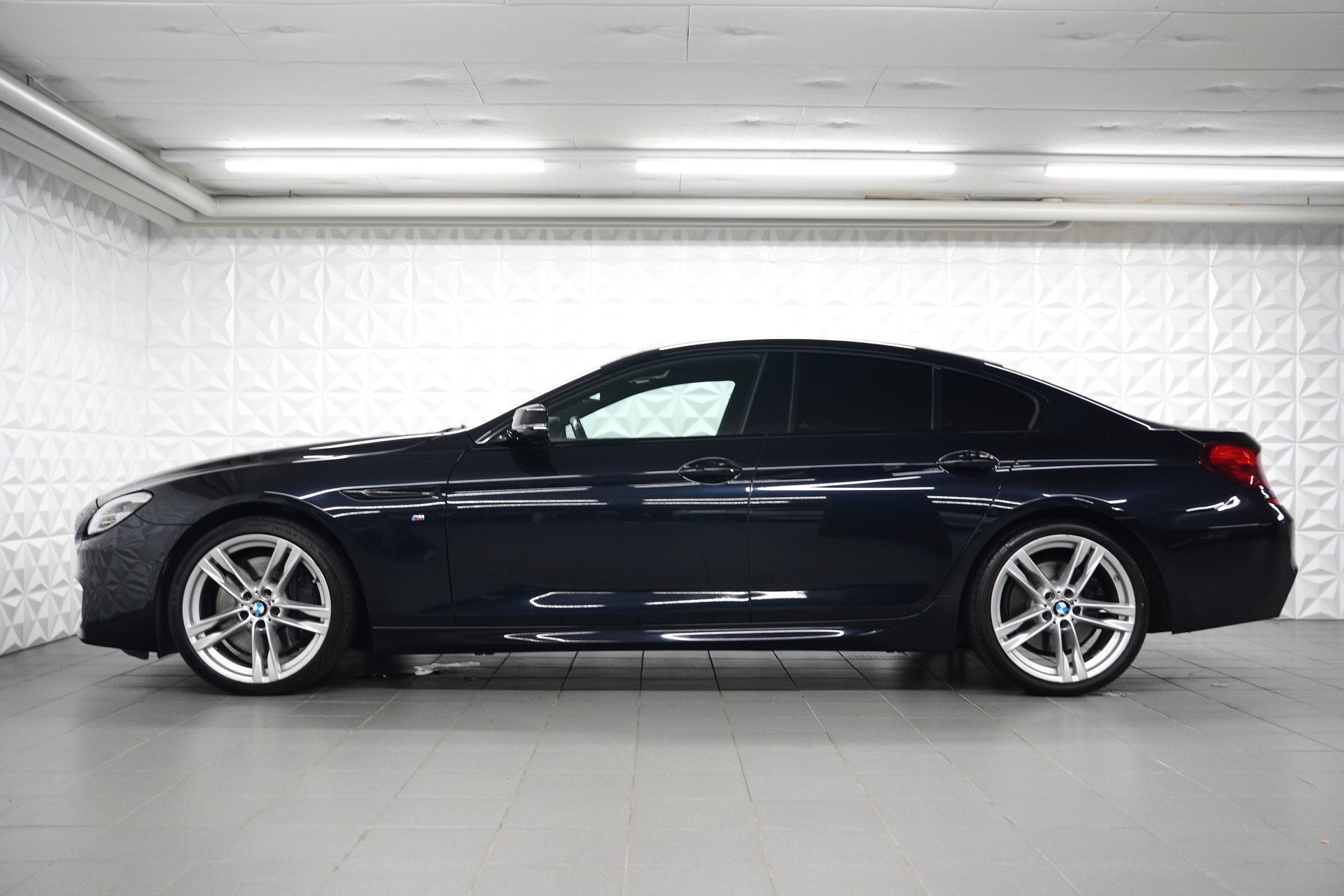 BMW 650i Gran Coupé xDrive-showroom-element-1