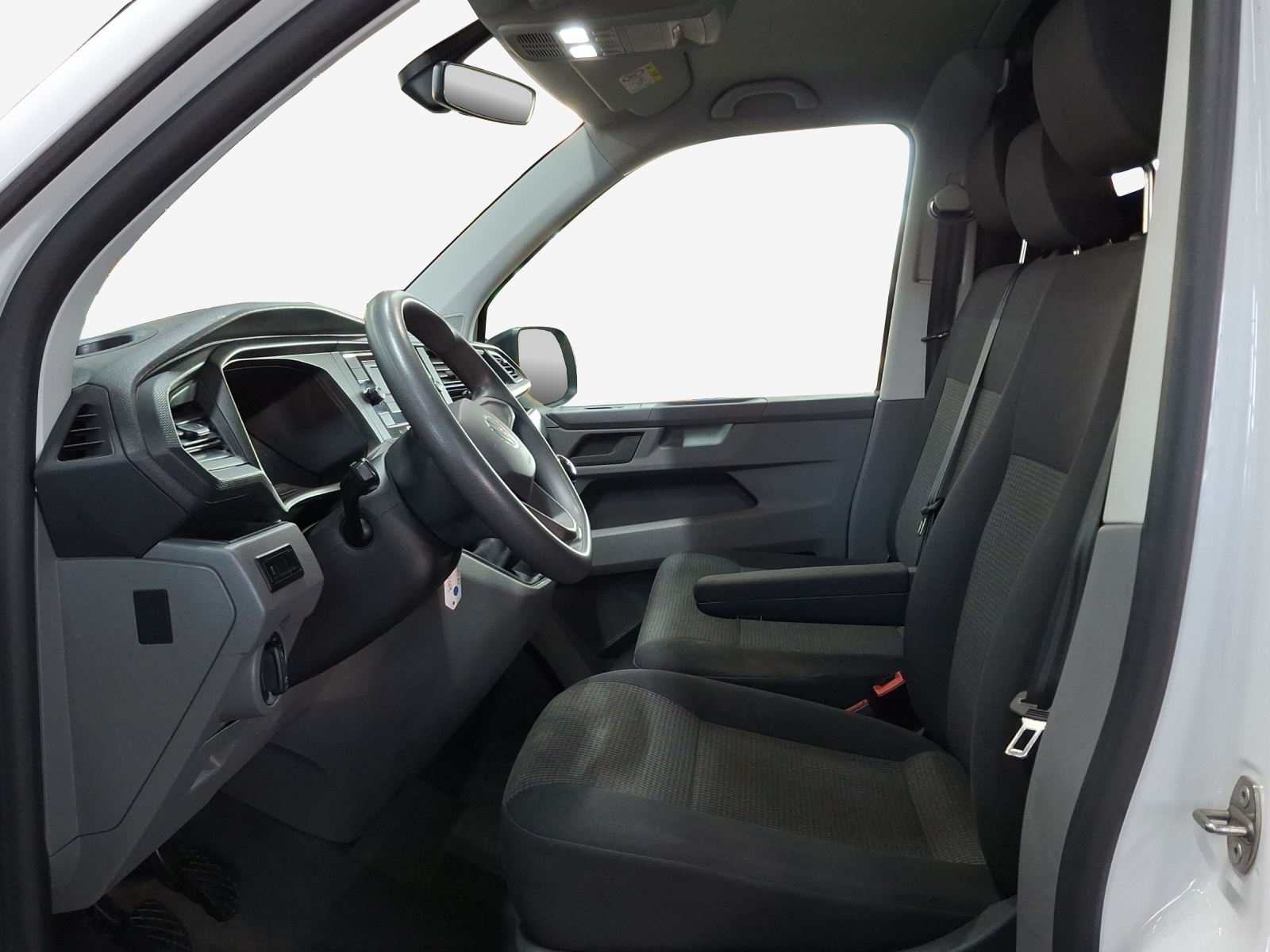 VW T6.1 2.0 TDI-image-7