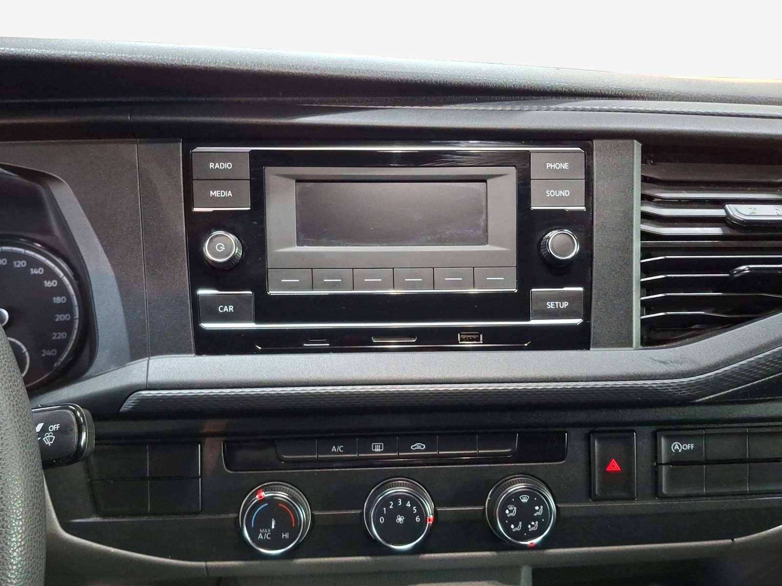 VW T6.1 2.0 TDI-image-10
