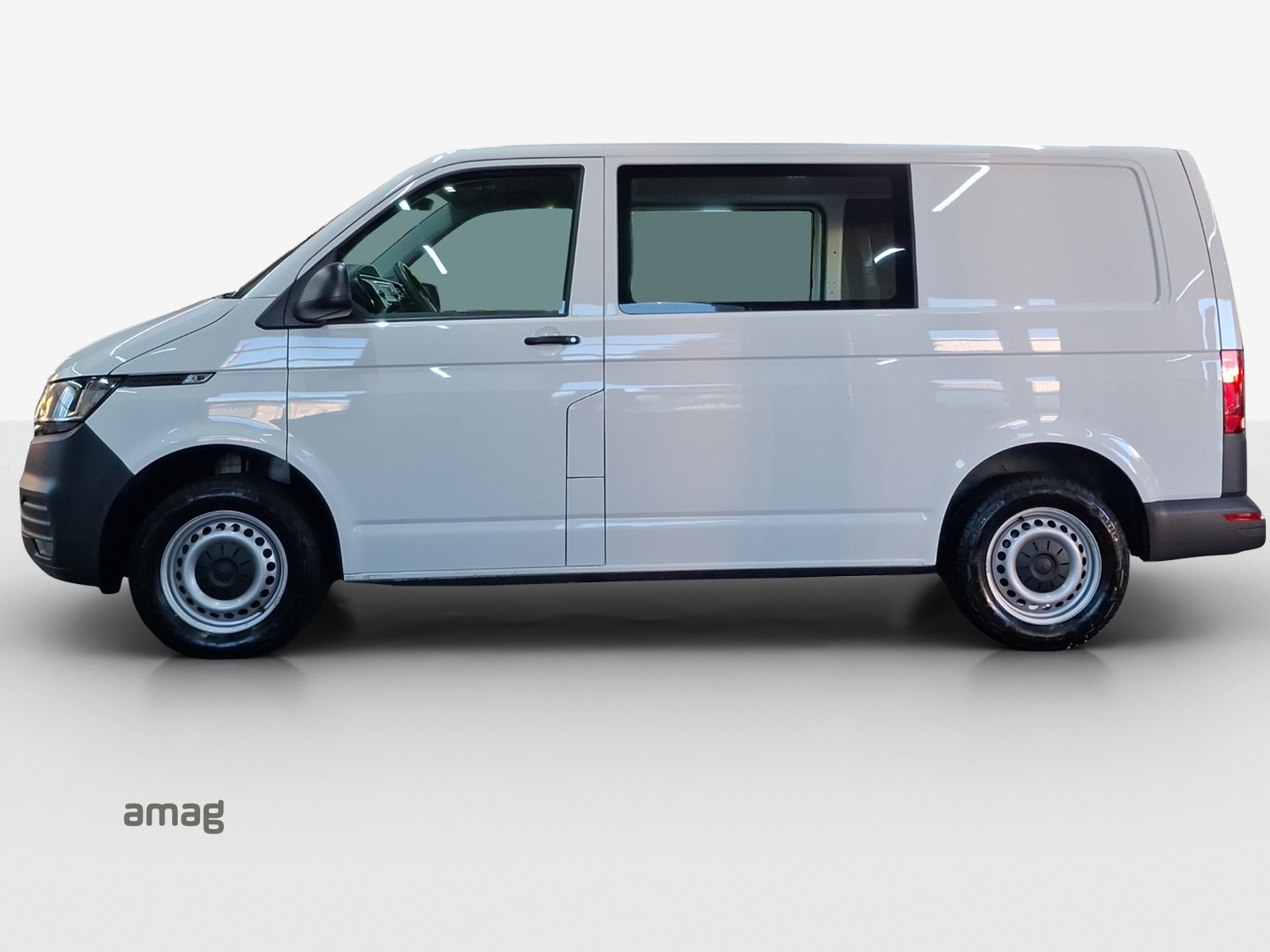 VW T6.1 2.0 TDI-image-1