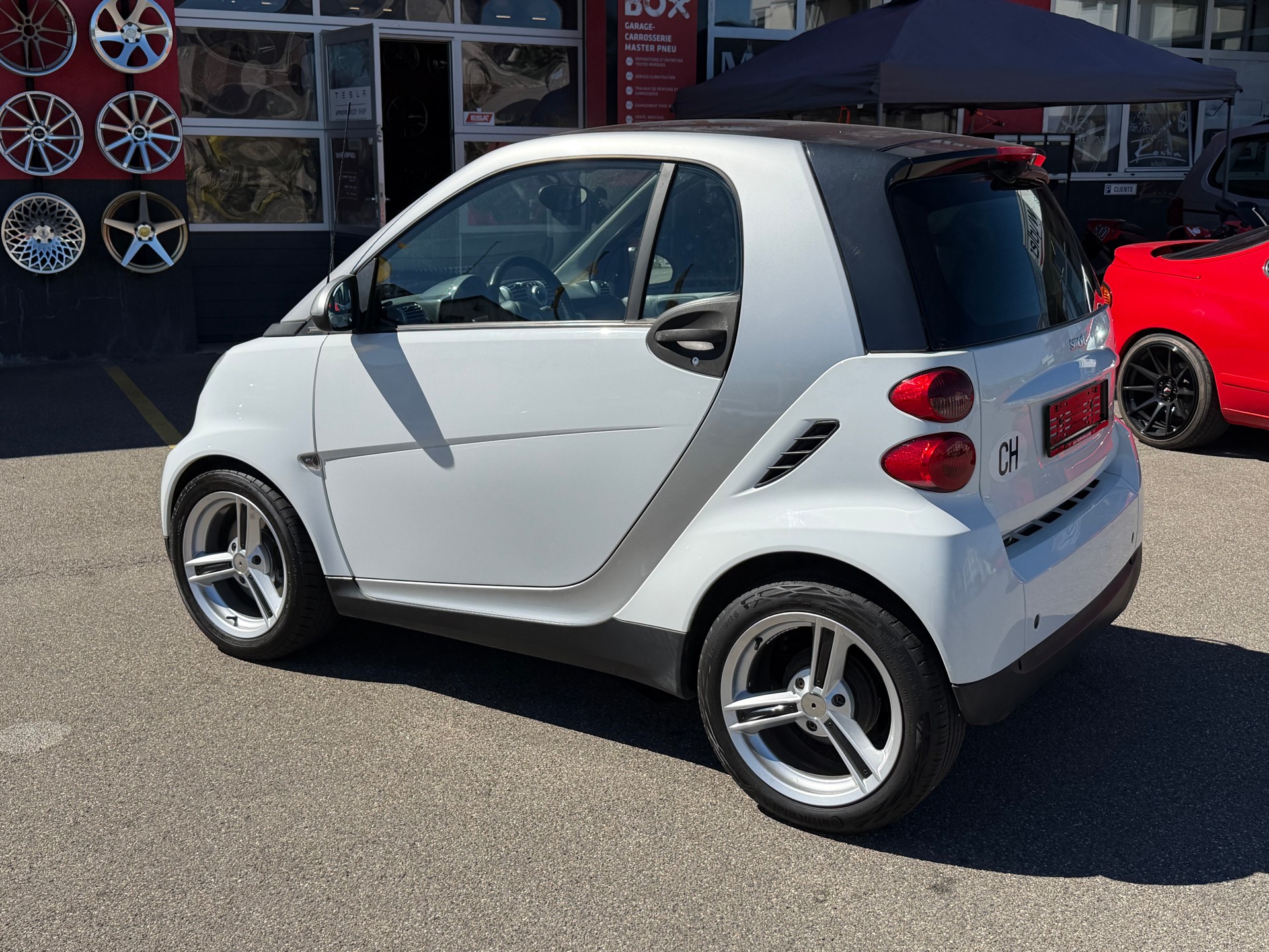 SMART FORTWO-image-3