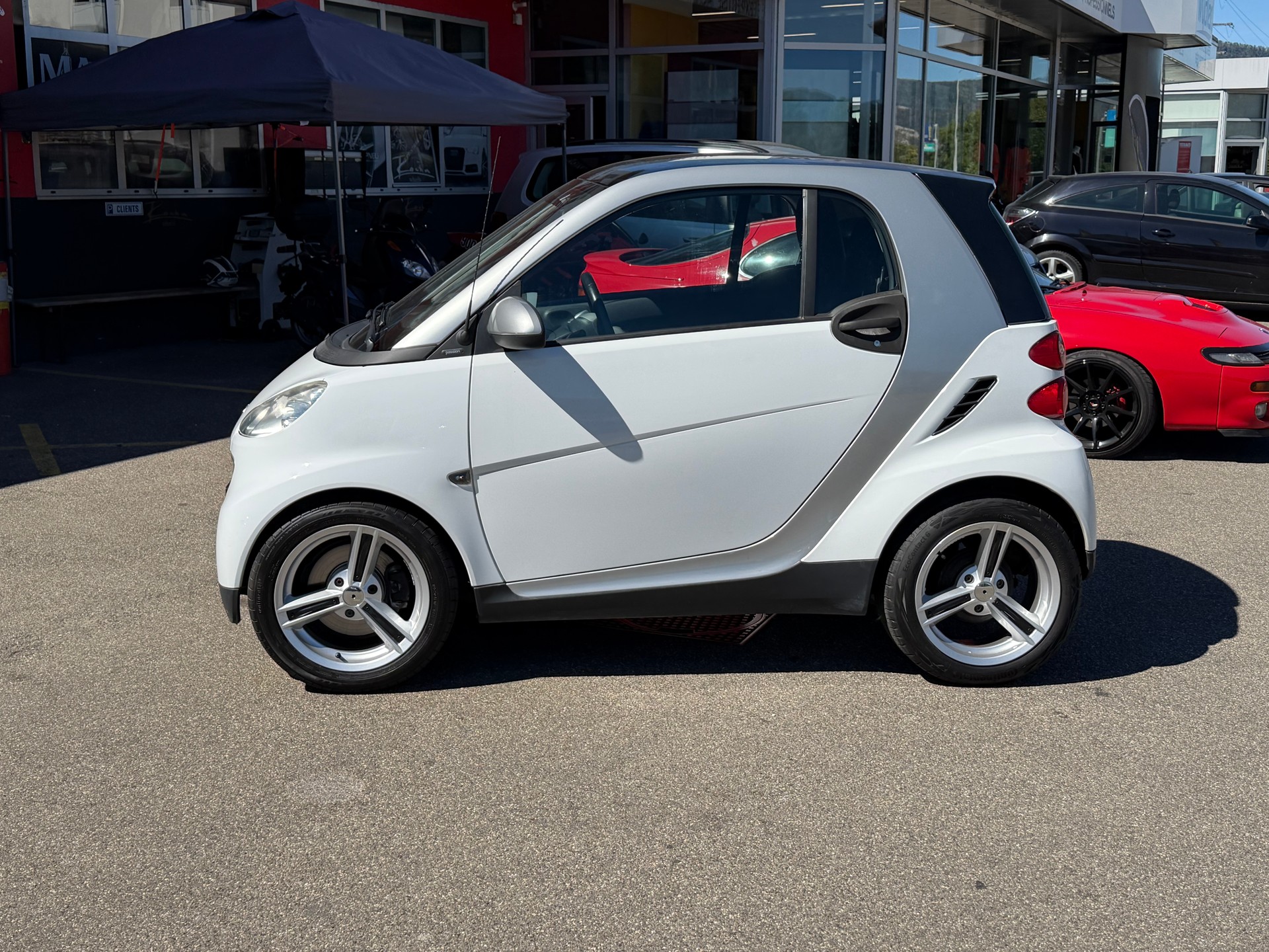 SMART FORTWO-image-4