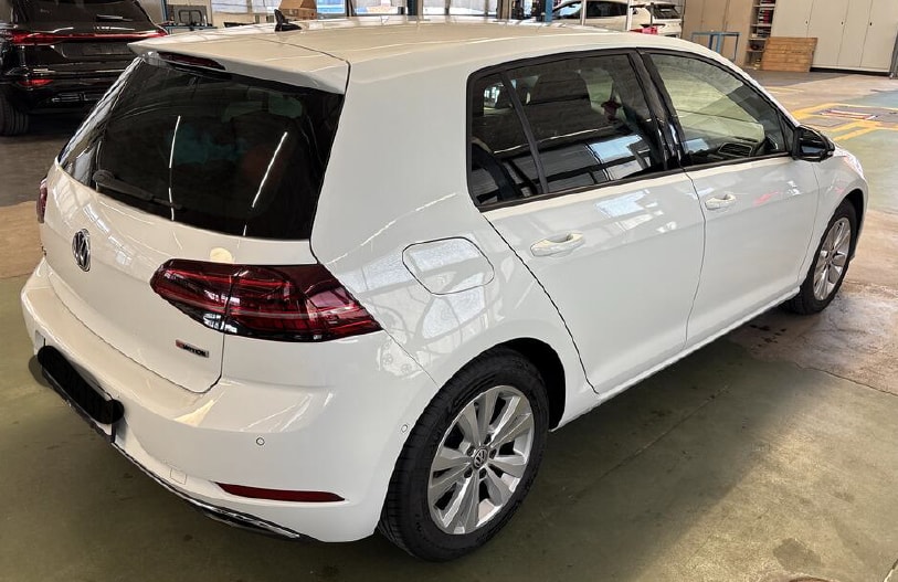 VW 2.0 TDI Comfortline DSG 4m-image-1