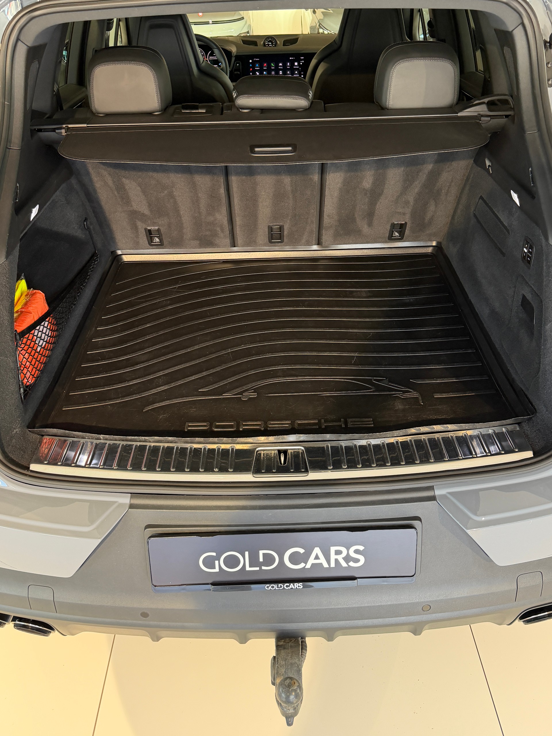 PORSCHE Cayenne S Tiptronic-image-15