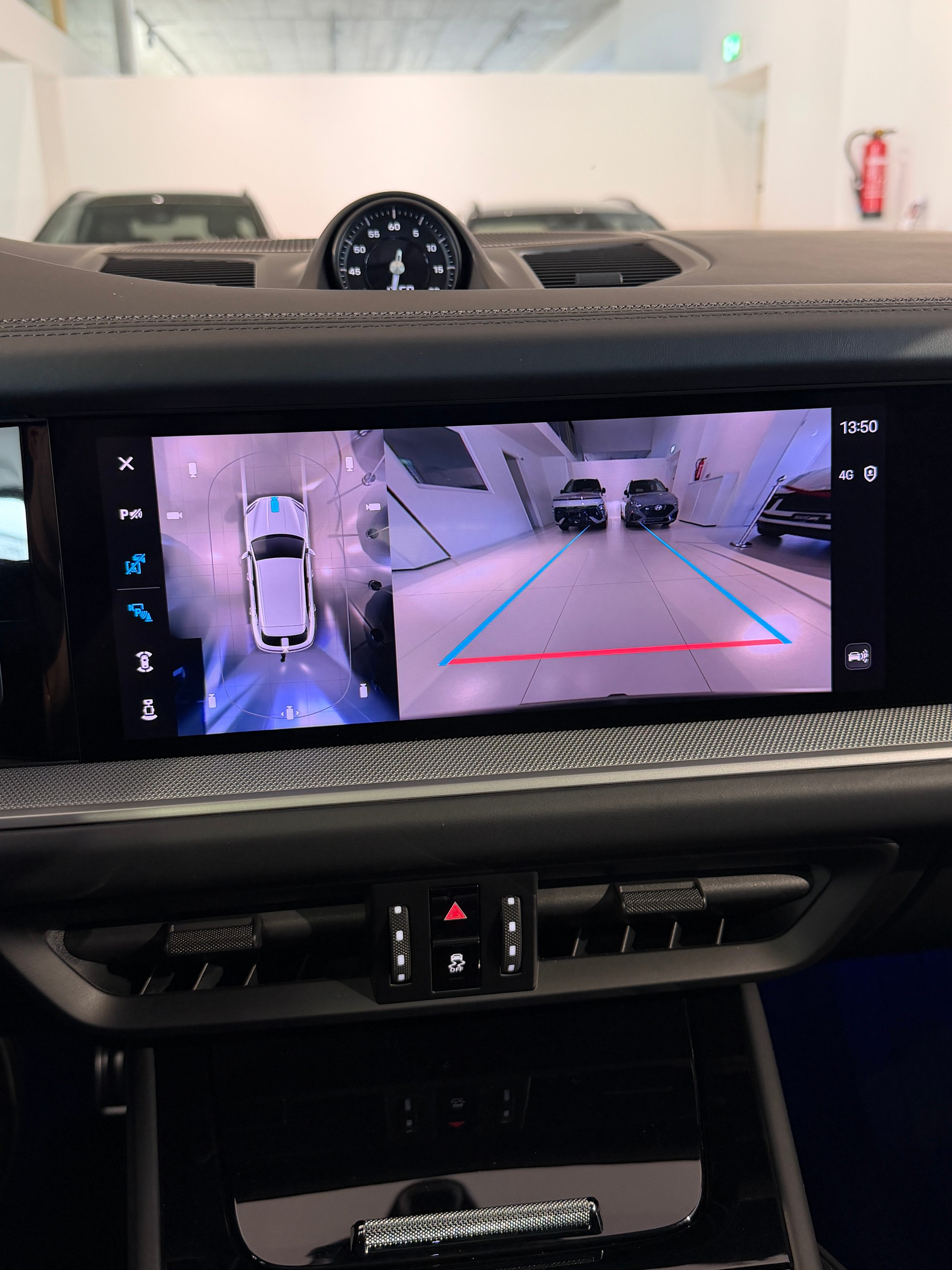 PORSCHE Cayenne S Tiptronic-image-10