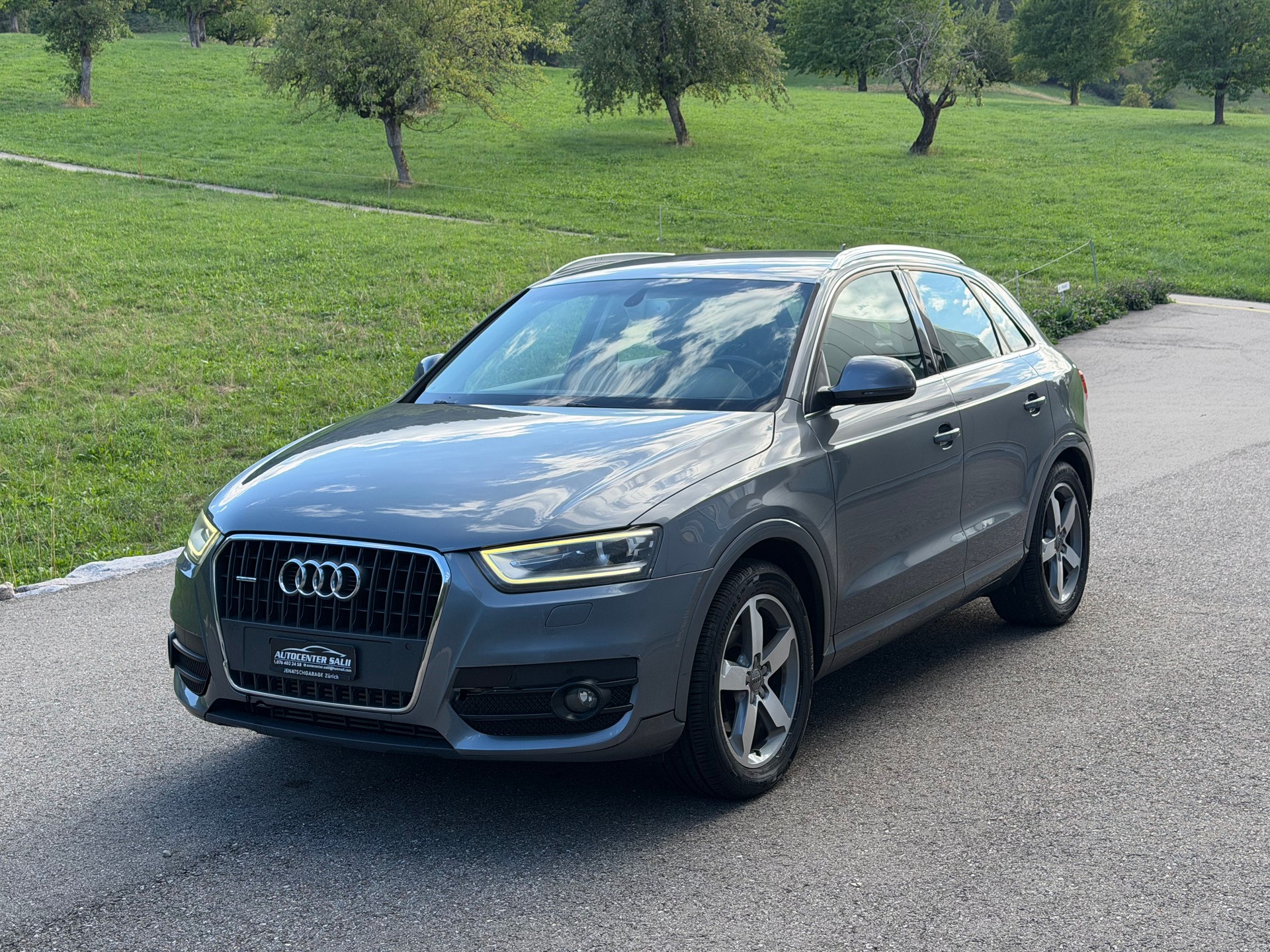 AUDI Q3 2.0 TFSI quattro S-tronic-image-0