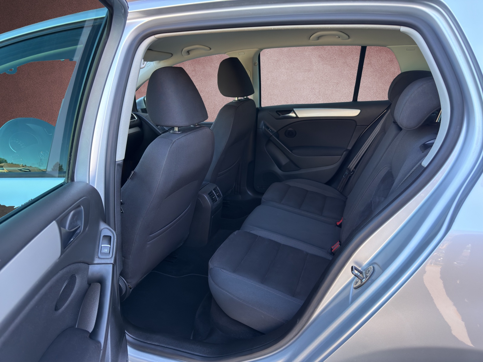 VW Golf 1.4 TSI Highline-image-11