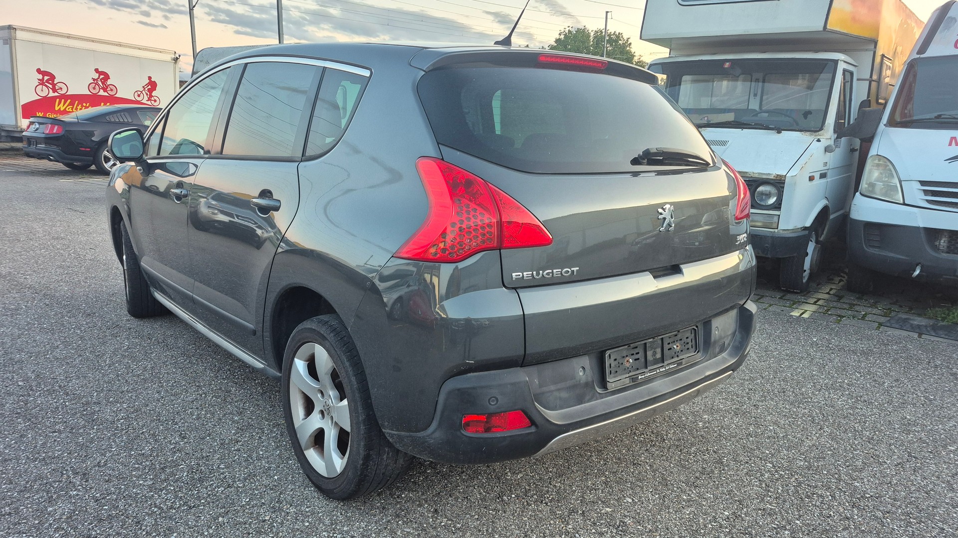 PEUGEOT 3008 1.6 16V T Sport Pack Tiptronic-image-6