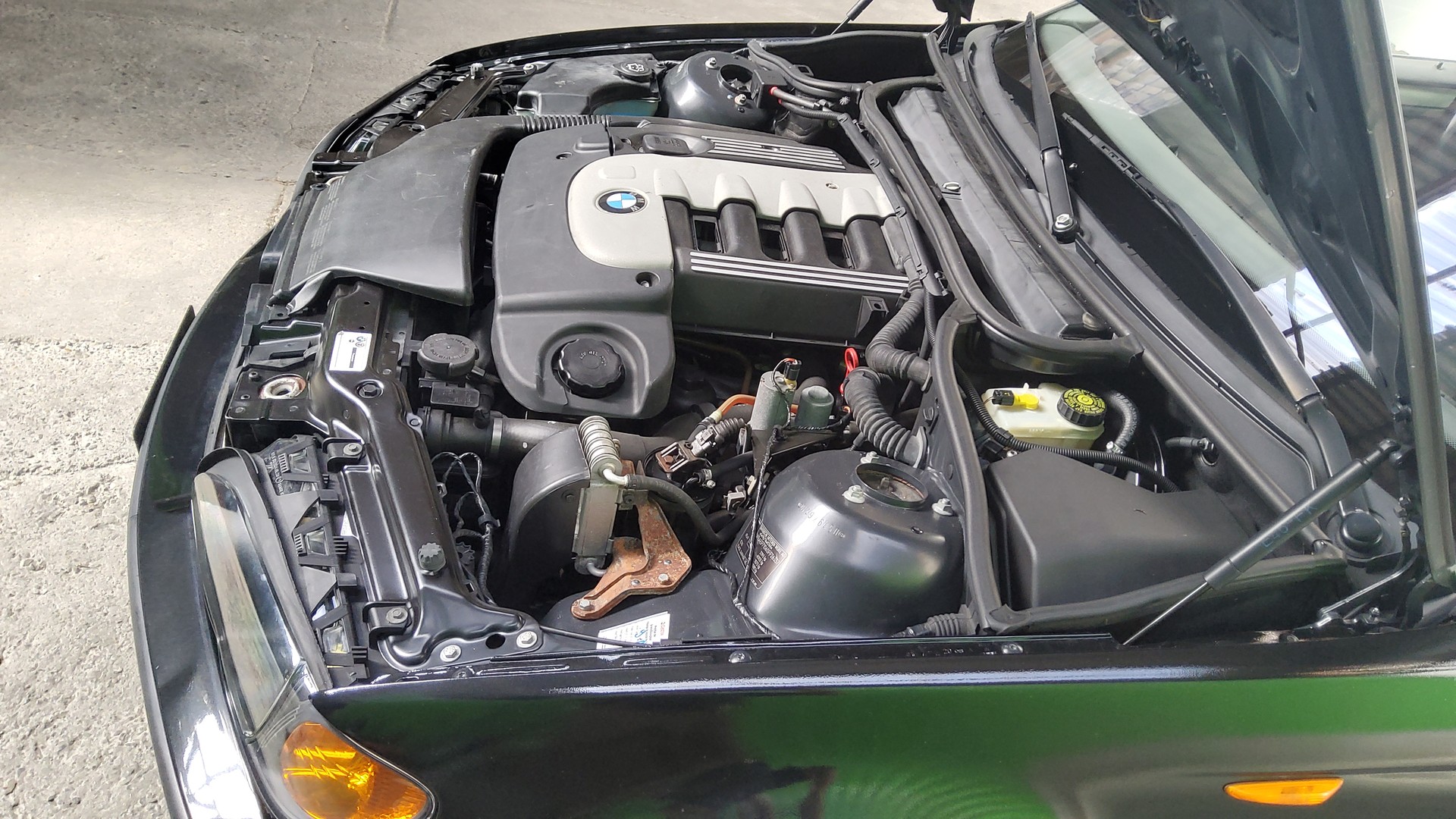 BMW 330xd Touring-image-3