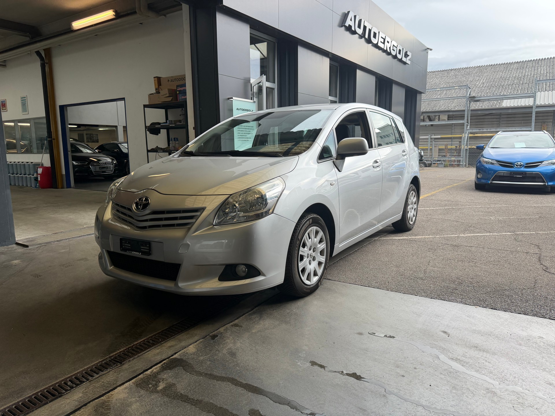 TOYOTA Verso 1.8 Linea Luna-image-0