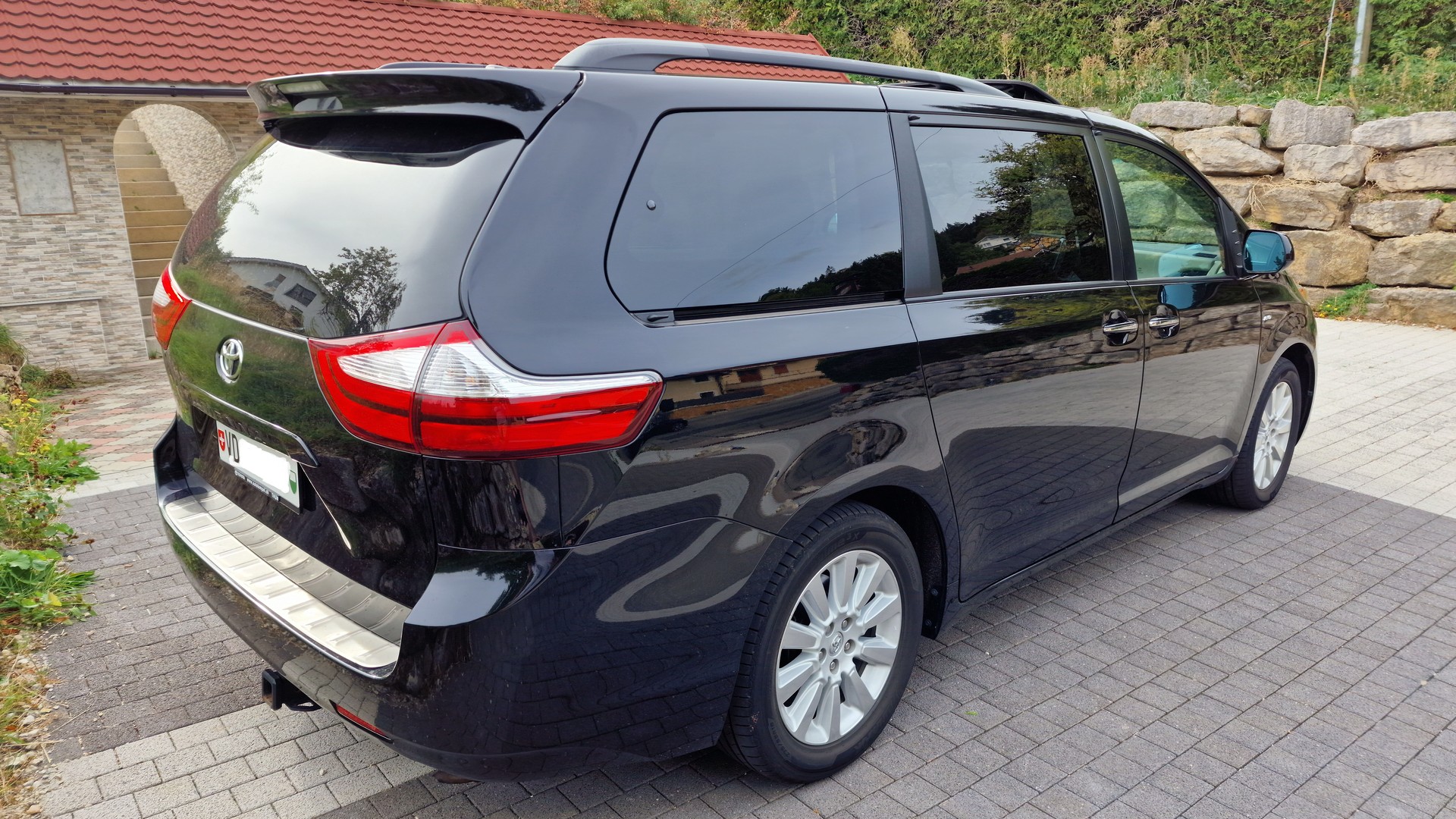 TOYOTA 3.5 V6 AWD-image-1