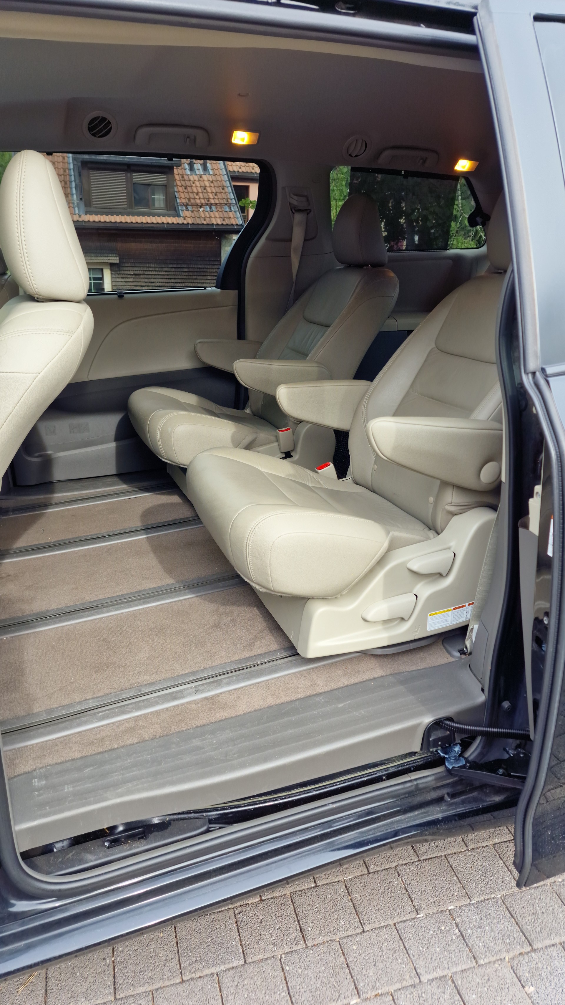 TOYOTA 3.5 V6 AWD-image-4