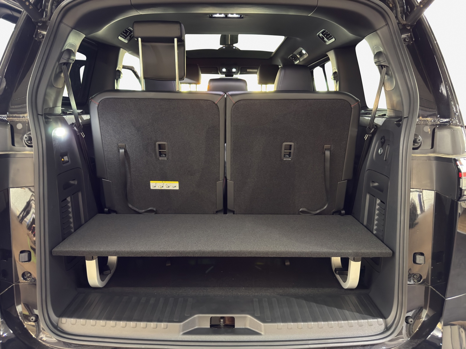 VW ID.Buzz LWB GTX 4 Motion-image-12