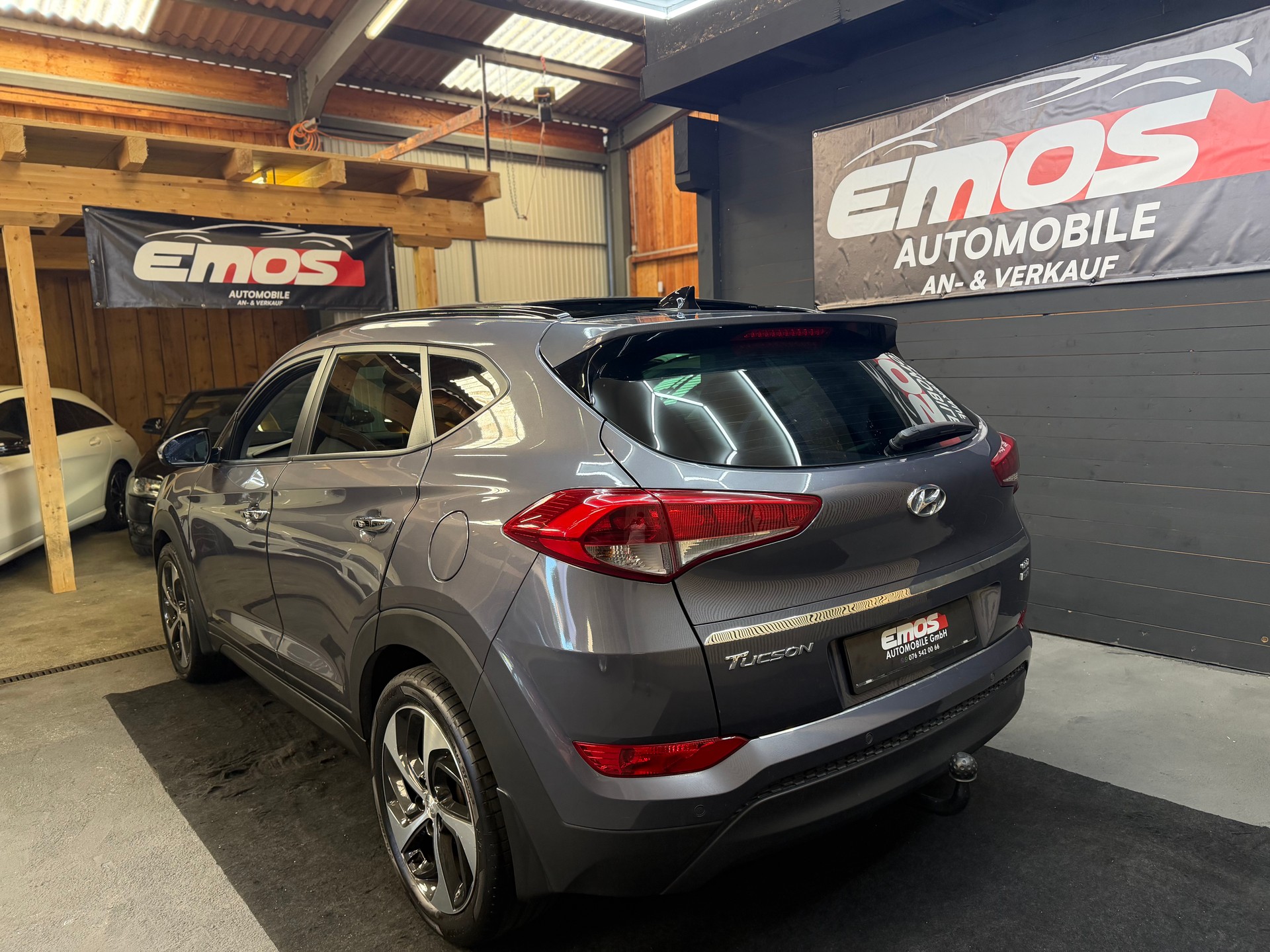 HYUNDAI Tucson 2.0 CRDI Plena 4WD Automatic **AHK** 1900-image-6